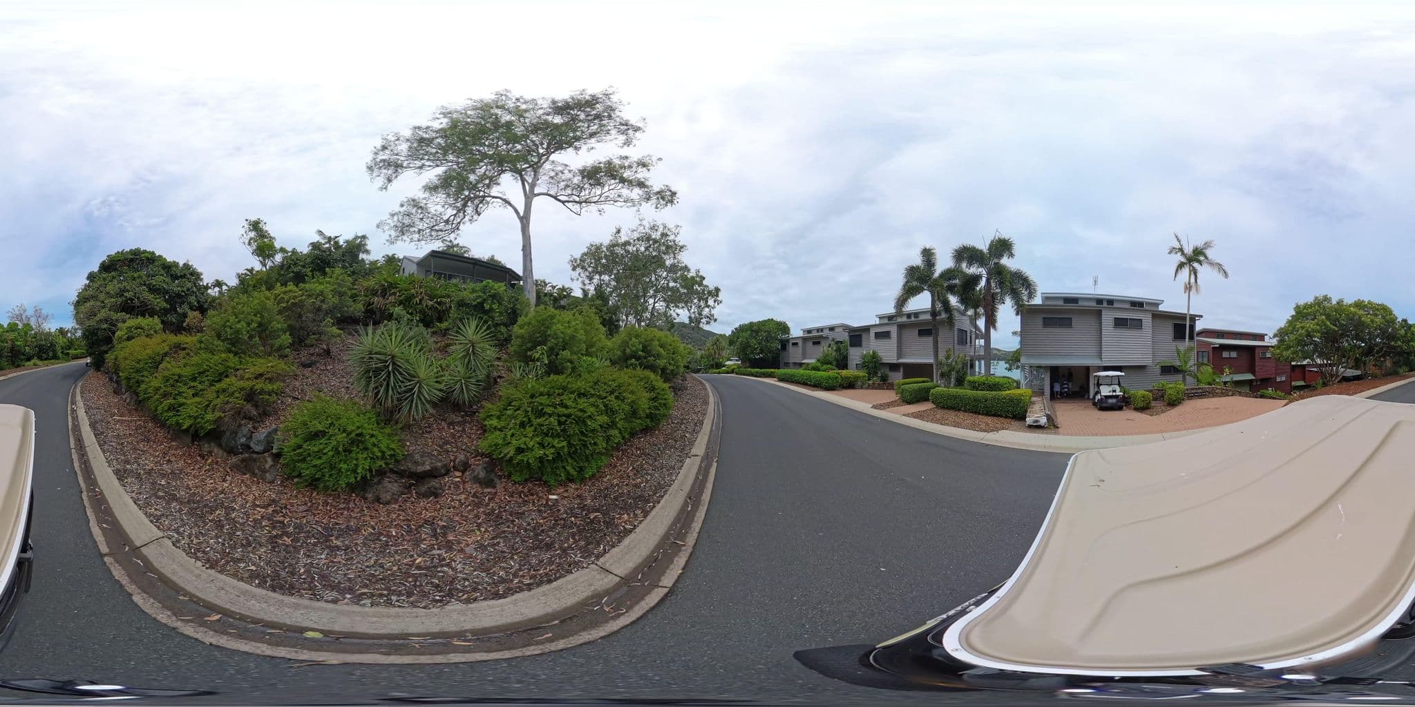 Street view near Compass 5, Hamilton Island, Jubilee Pocket — © HIPA (CC BY-SA · Mapillary)