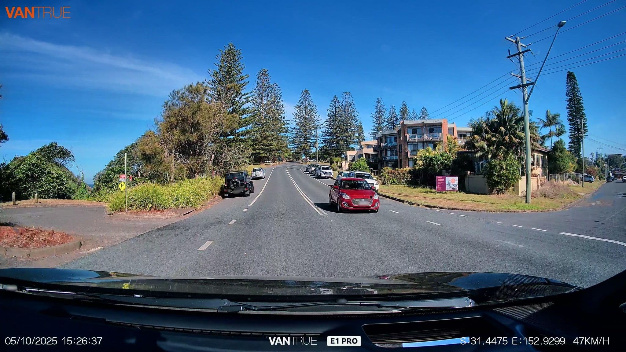 Street view near Escape at Nobbys, Port Macquarie — © davidar (CC BY-SA · Mapillary)
