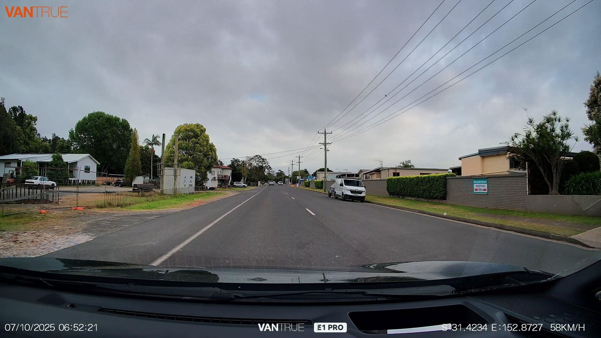 Street view near Aquatic Motel, Port Macquarie — © davidar (CC BY-SA · Mapillary)
