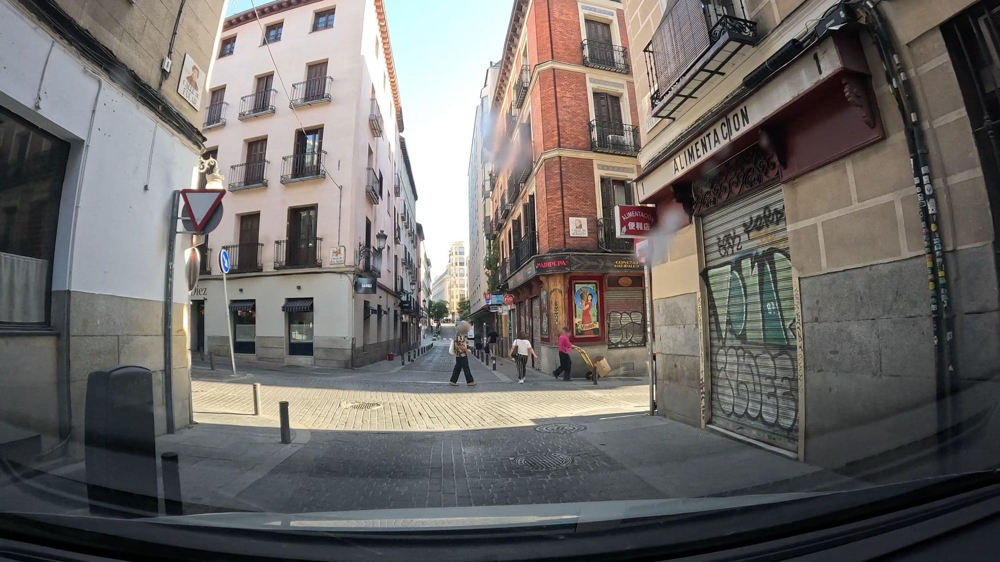Street view near Domopolitan Centro Apartments, Las Cortes — © Ralvar (CC BY-SA · Mapillary)