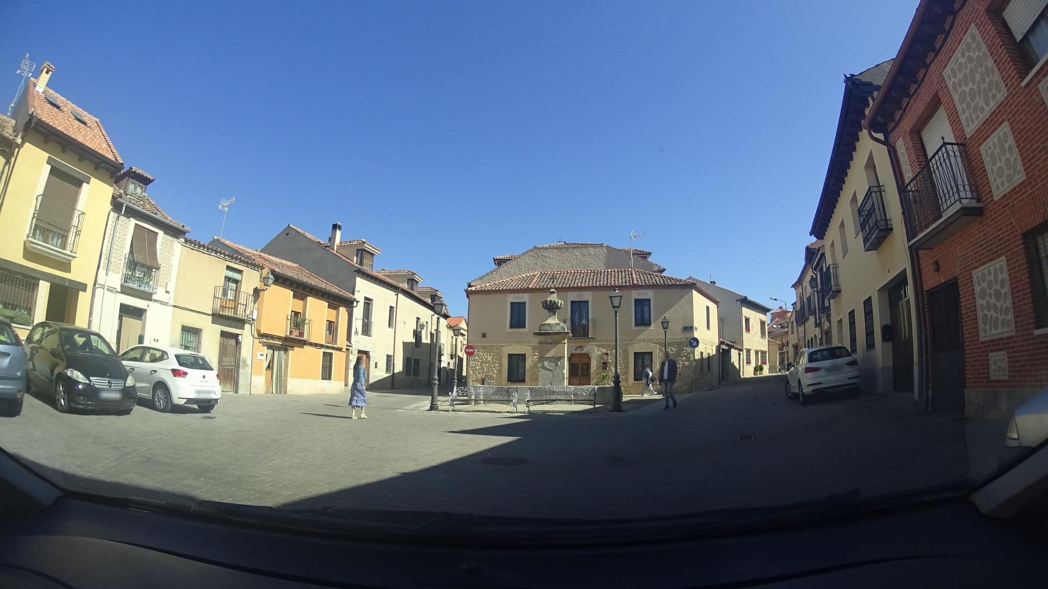 Street view near Casa Rural Magdala, Segovia — © robertogeb (CC BY-SA · Mapillary)
