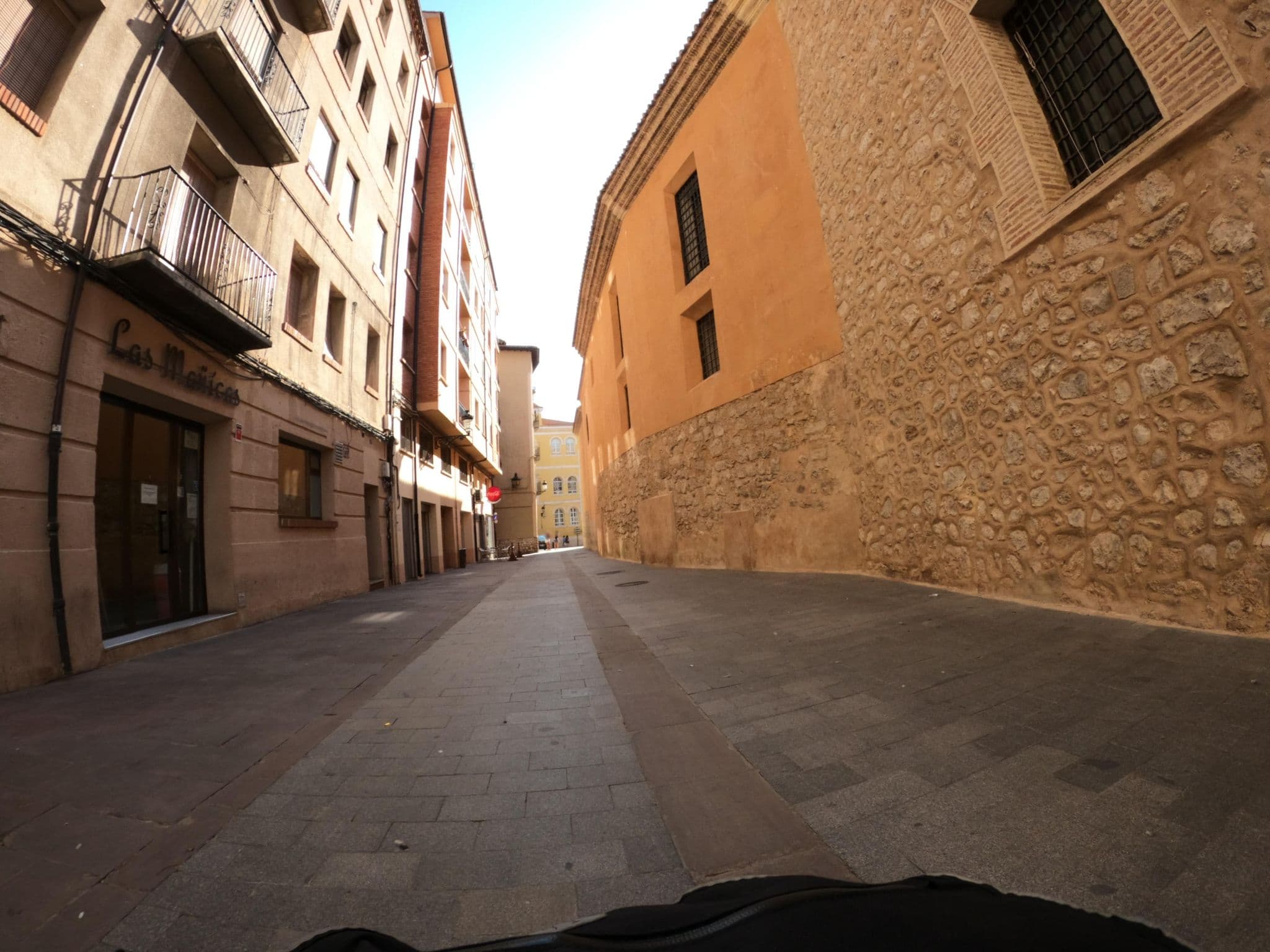 Street view near La Parada del Compte, Teruel — © masterofnoroad (CC BY-SA · Mapillary)