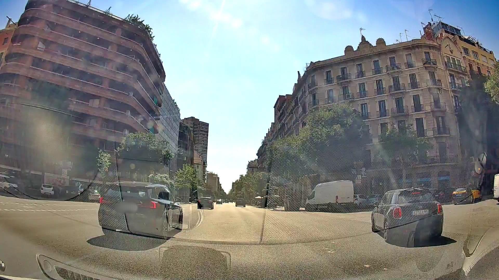 Street view near Romantic Barcelona Apartment, Barcelona — © m_esp_32 (CC BY-SA · Mapillary)