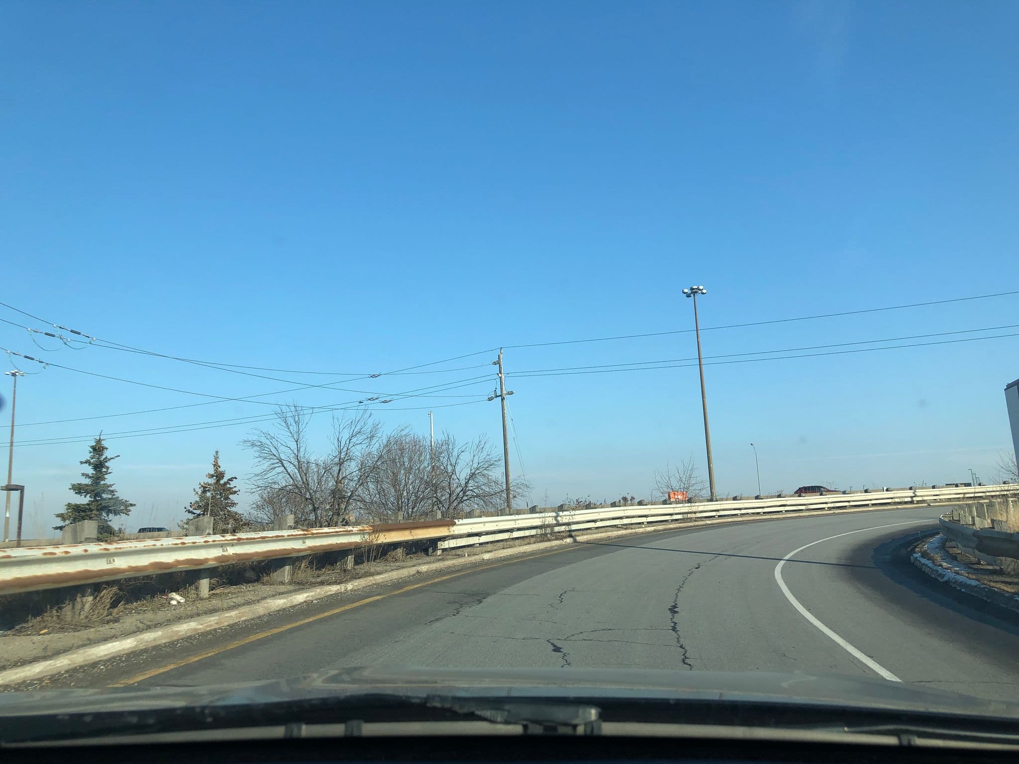 Street view near Hilton Executive Lounge, West Humber-Clairville — © sherjeel (CC BY-SA · Mapillary)