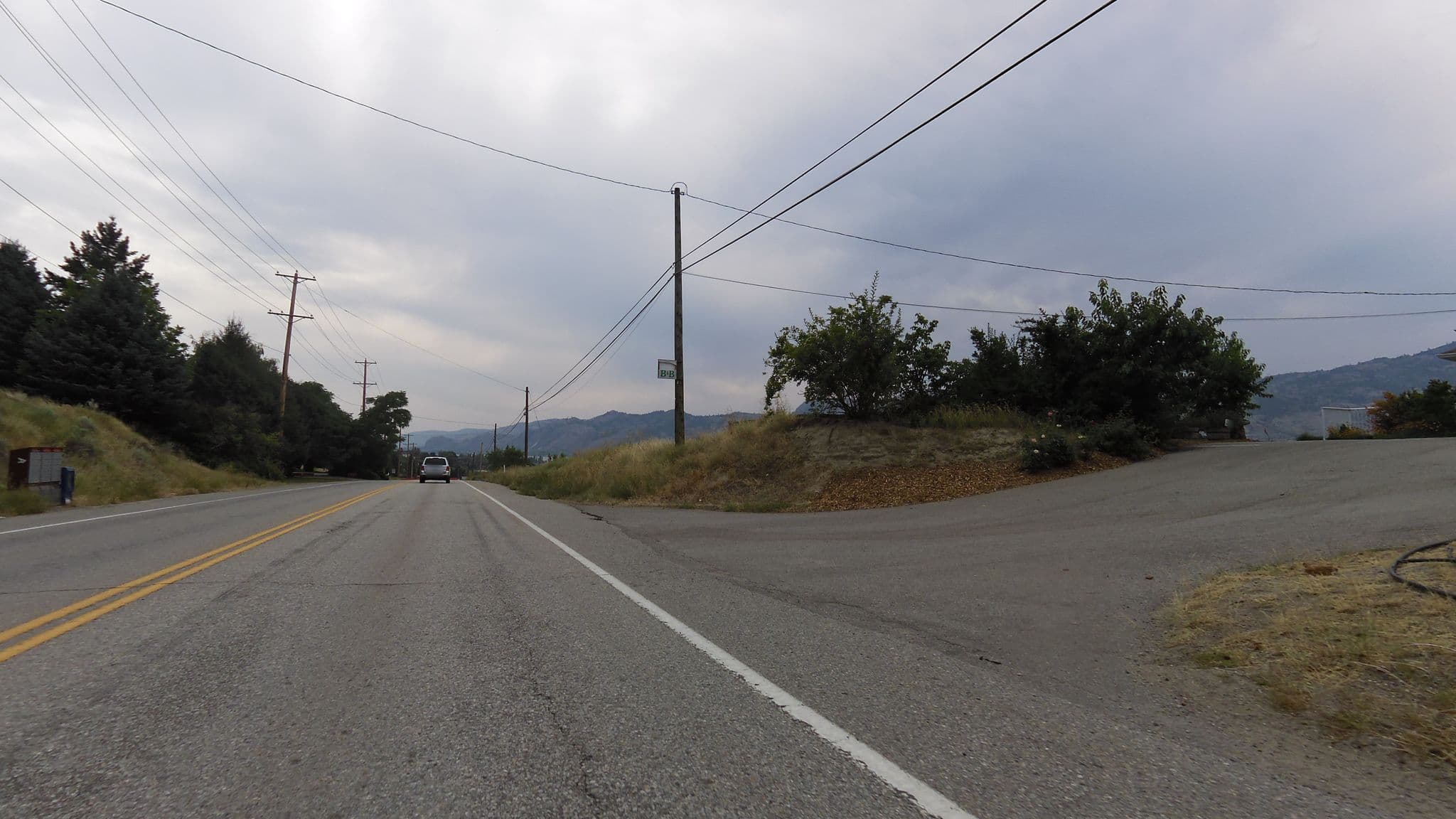 Street view near Whitehorse Bed & Breakfast, Osoyoos — © rps333 (CC BY-SA · Mapillary)