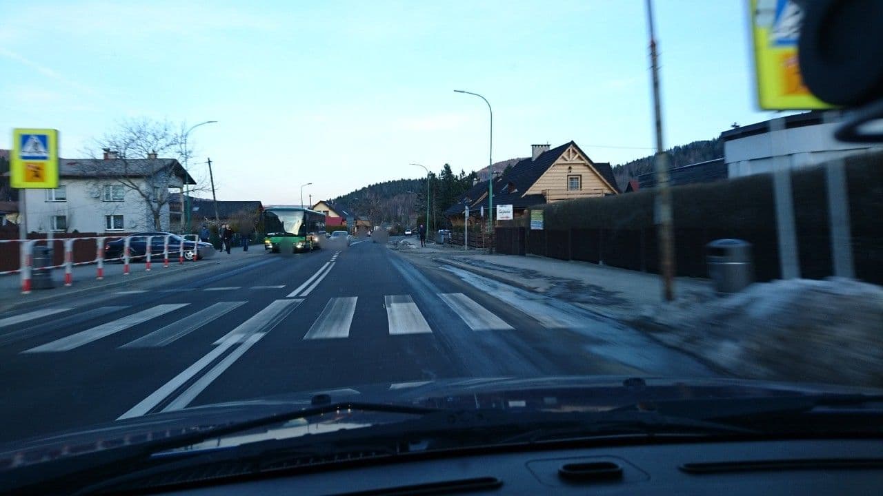 Street view near Willa Pod Modrzewiem, Szczyrk — © sorbovit (CC BY-SA · Mapillary)