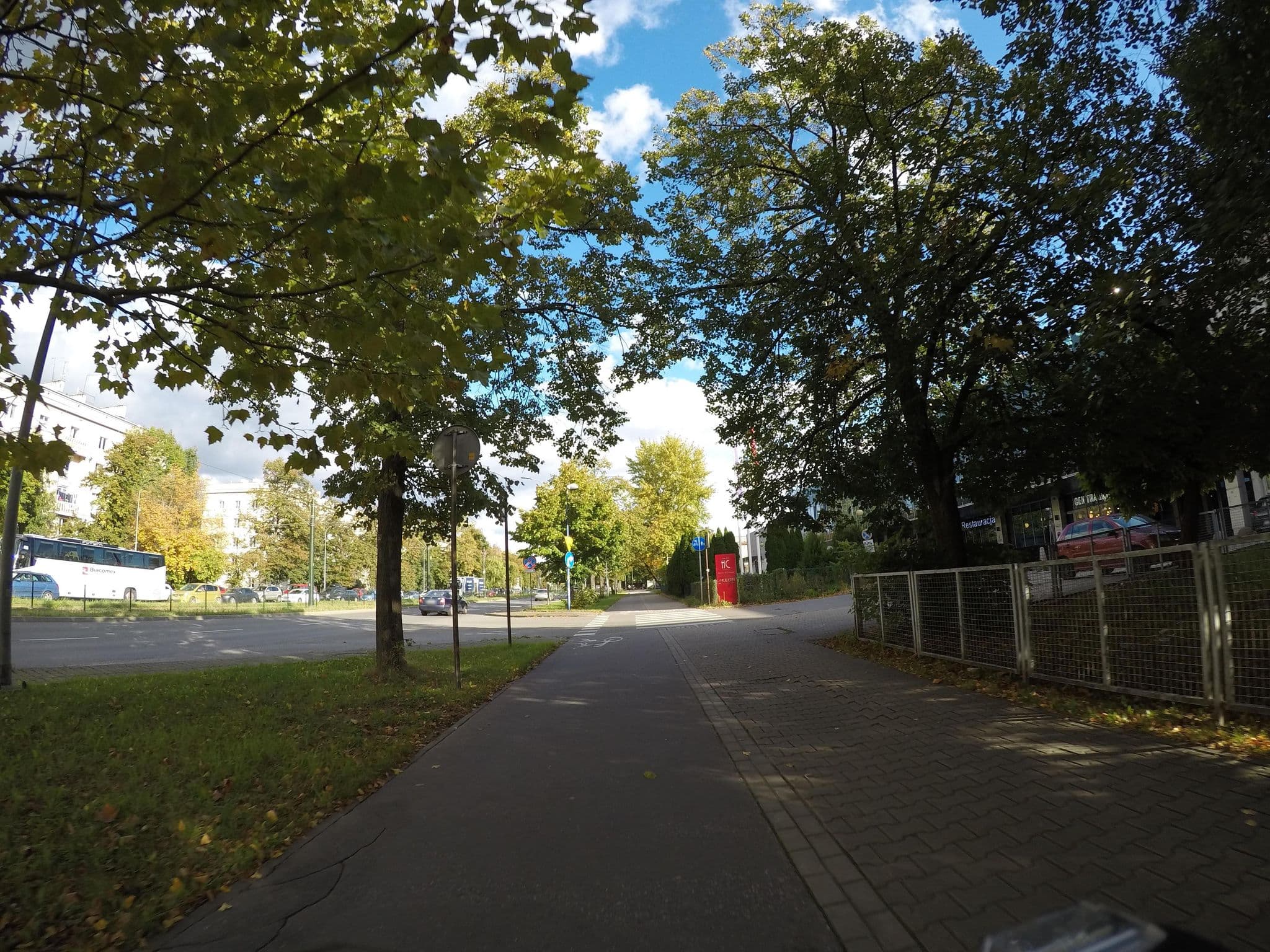 Street view near "Certex" Firma Handlowo-Usługowa Kwatery Prywatne Paweł Świętalski, Bieńczyce — © st1 (CC BY-SA · Mapillary)