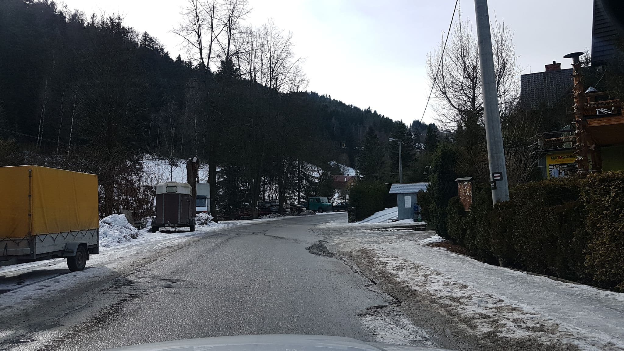 Street view near Agroturystyka "Miechogród", Piwniczna-Zdrój — © emtiwi (CC BY-SA · Mapillary)