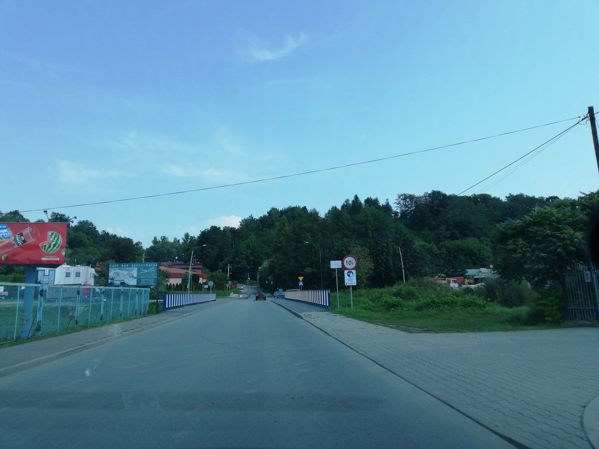Street view near Kompleks Rekreacyjno - Wypoczynkowy Platinum, Nowy Sącz — © smiglowiecx (CC BY-SA · Mapillary)