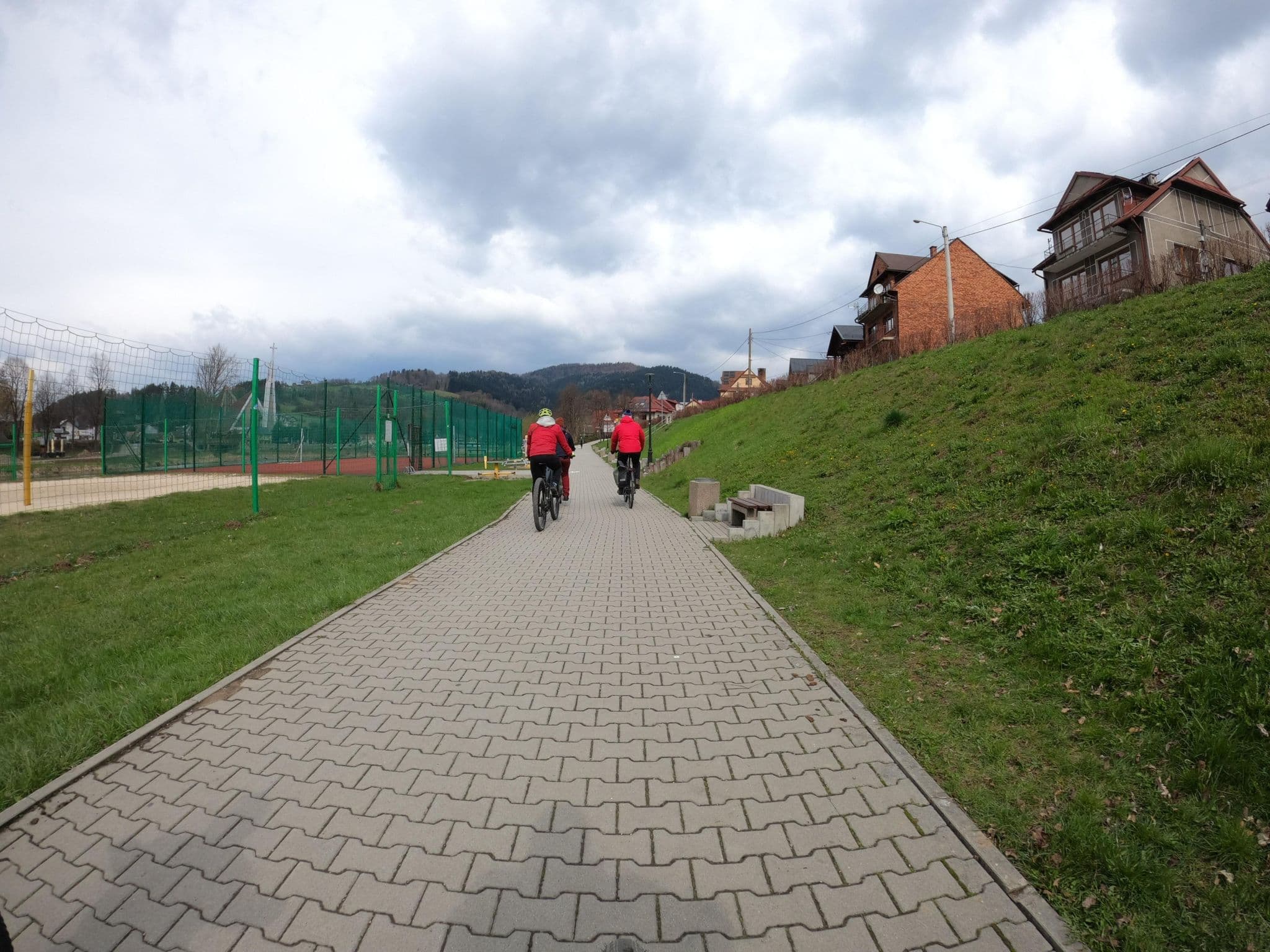 Street view near Kania Lucyna. Pokoje do wynajęcia, Krościenko nad Dunajcem — © masterofnoroad (CC BY-SA · Mapillary)