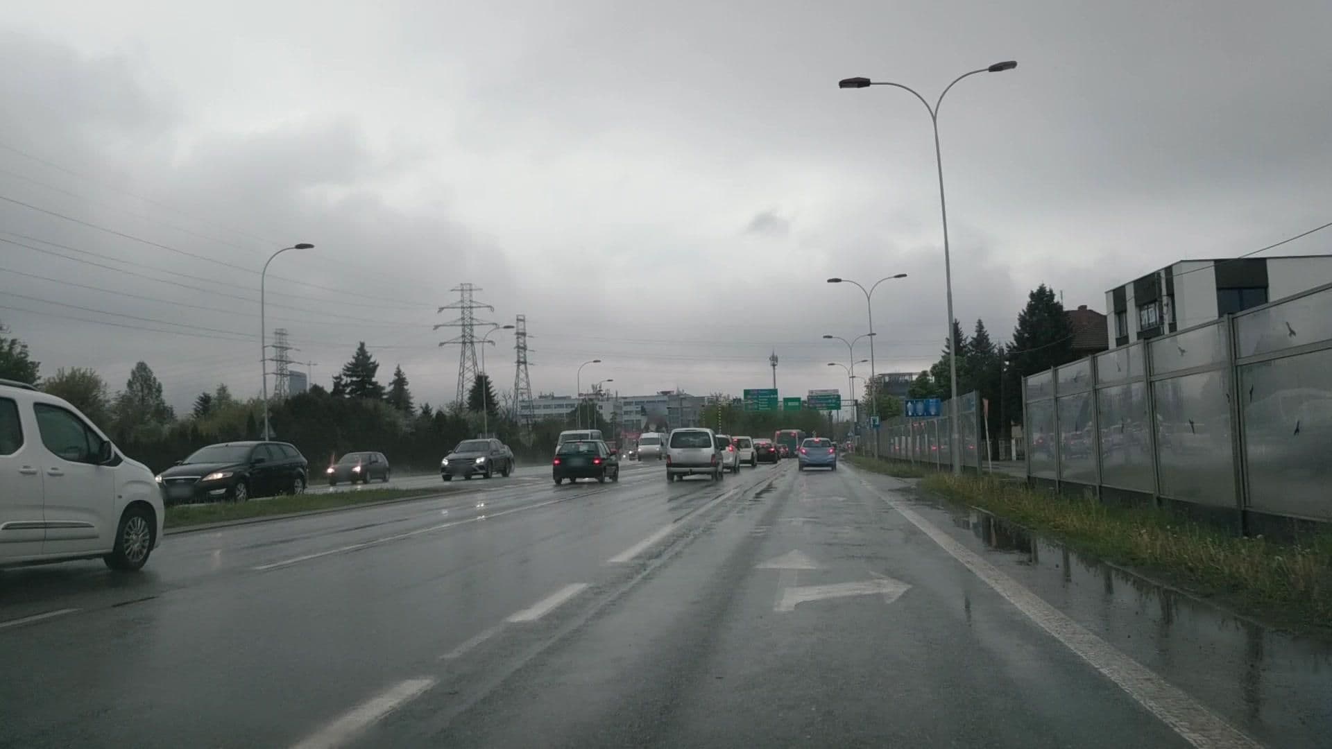 Street view near Park Apartments, Rzeszów — © czecko (CC BY-SA · Mapillary)