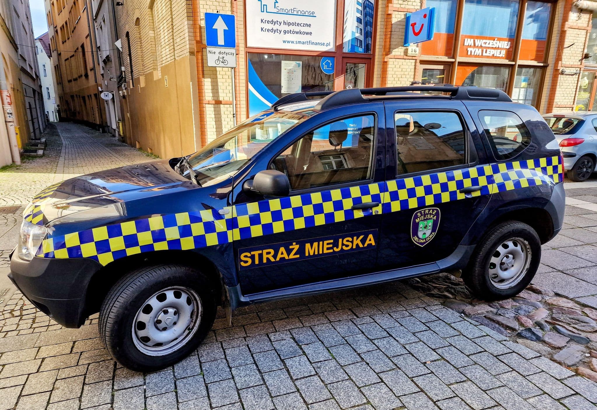 Street view near Z + Z International Trade Co. Sp. z o.o., Zielona Góra — © km2bp (CC BY-SA · Mapillary)
