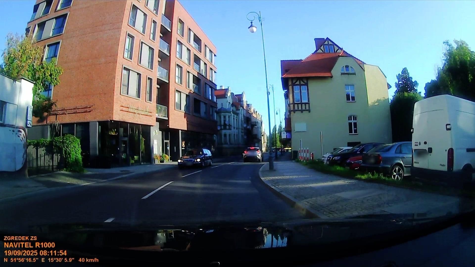 Street view near Green Dream Apartment, Zielona Góra — © d3mol3k (CC BY-SA · Mapillary)