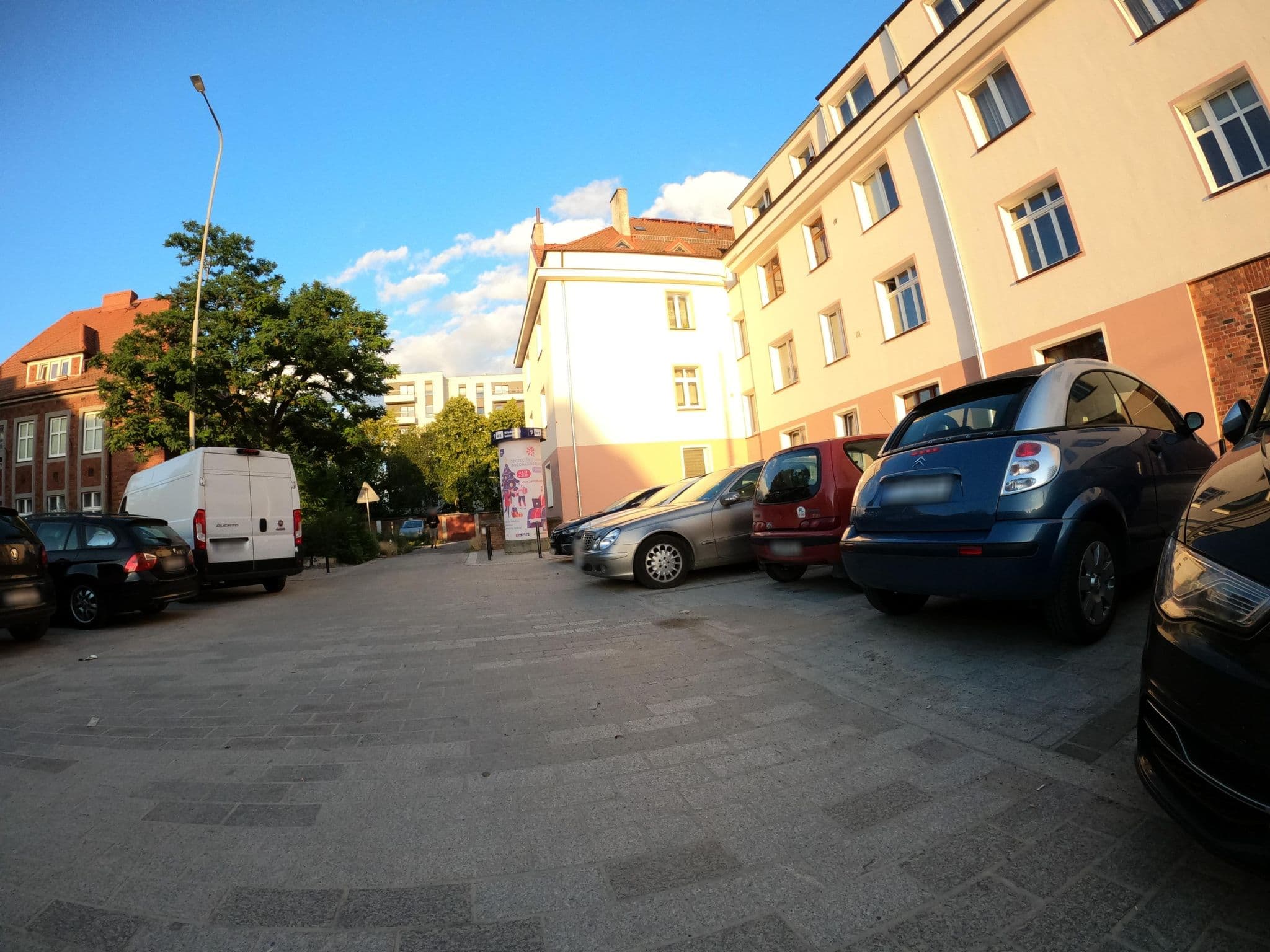 Street view near Grand s.c. Pensjonat. Jach A.M., Lipiński R.K., Drzetowo-Grabowo — © masterofnoroad (CC BY-SA · Mapillary)