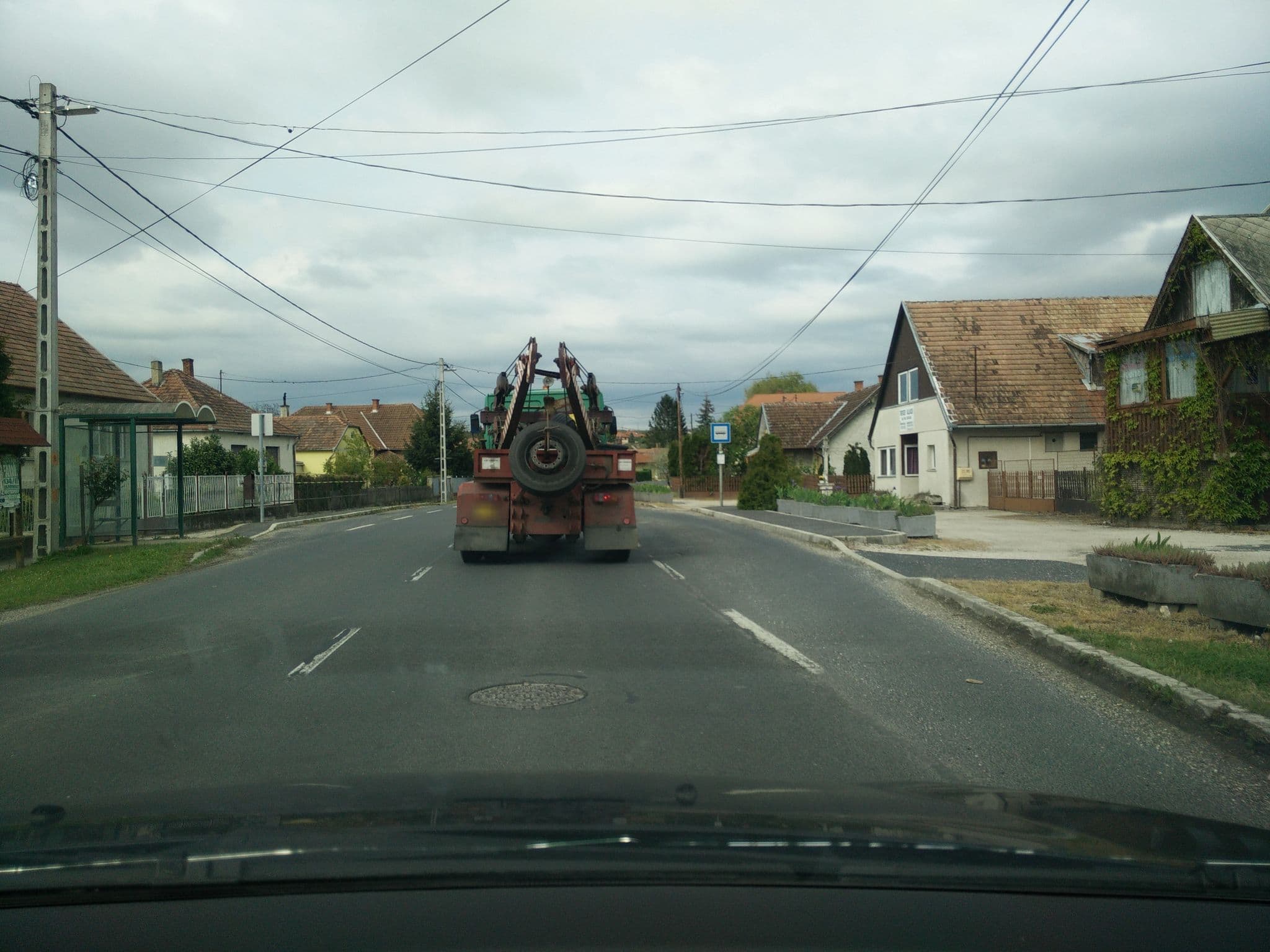 Street view near Zöld elefānt vendégáz, Zalaegerszeg — © grin (CC BY-SA · Mapillary)