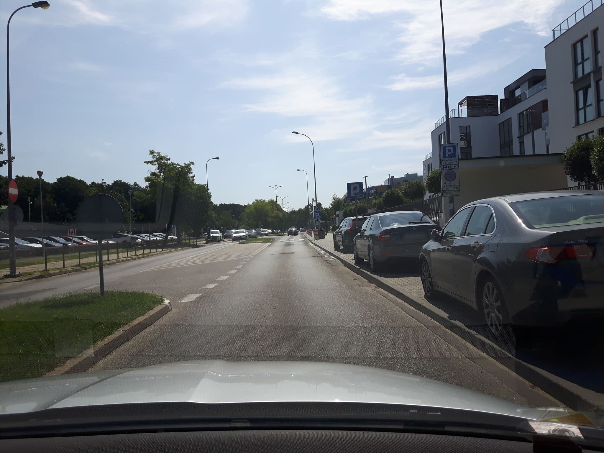 Street view near Marina Bay - Tre Mare Residence, Żabianka-Wejhera-Jelitkowo-Tysiąclecia — © andpol_2288 (CC BY-SA · Mapillary)