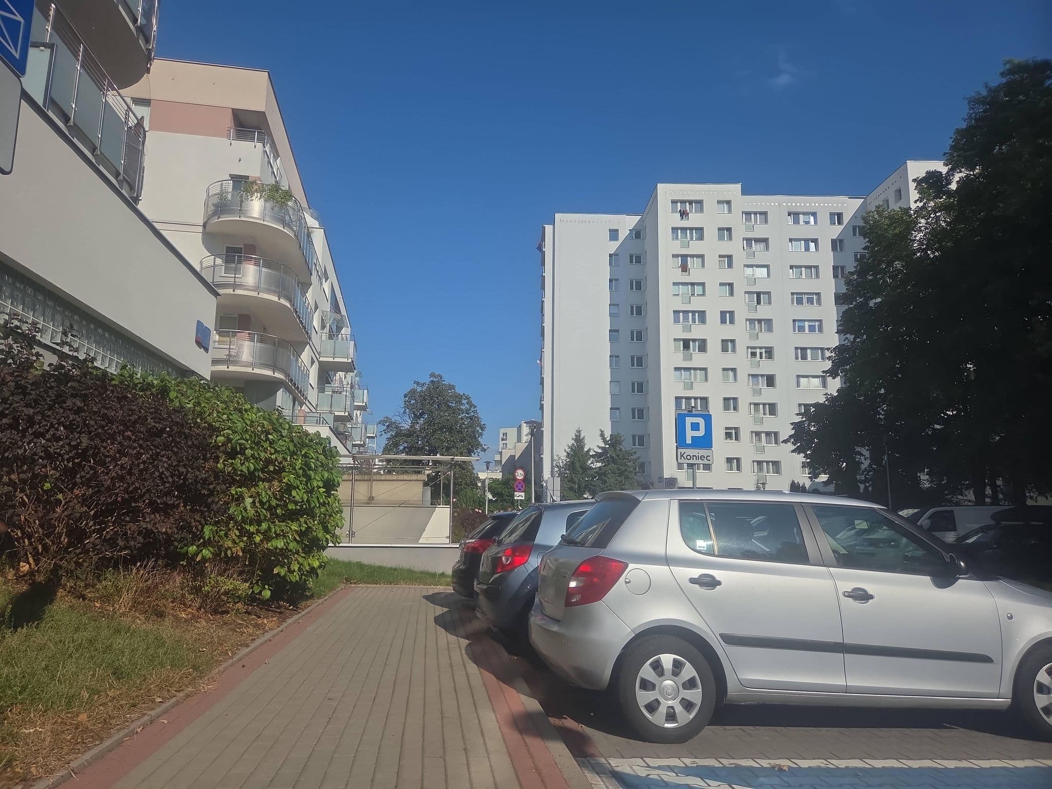 Street view near P&O Apartments Ursynów, Ursynów — © Pekoroski4550 (CC BY-SA · Mapillary)