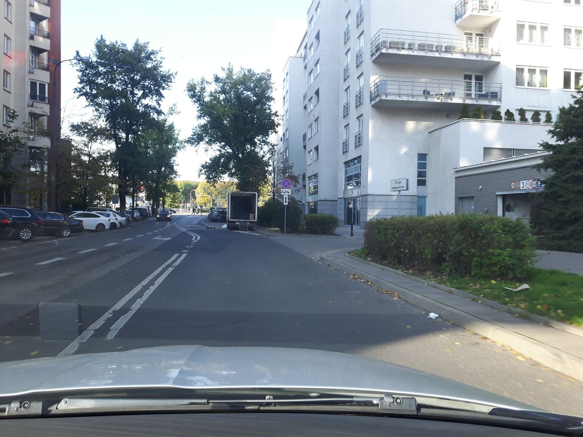 Street view near Hotel Arkadia, Żoliborz — © andpol_2288 (CC BY-SA · Mapillary)