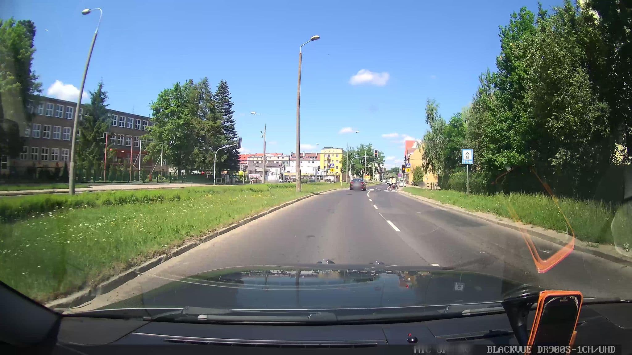 Street view near Wspólnota Mieszkaniowa Nieruchomości przy Ulicy Prostej 1/2, Olsztyn — © grobin (CC BY-SA · Mapillary)
