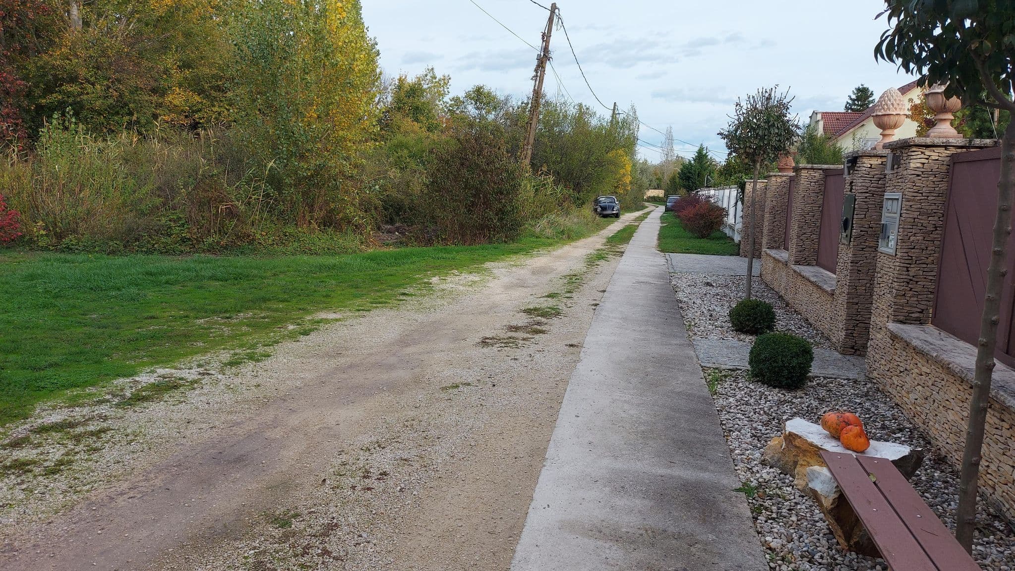 Street view near Villa Irina, Csopak — © vasony (CC BY-SA · Mapillary)