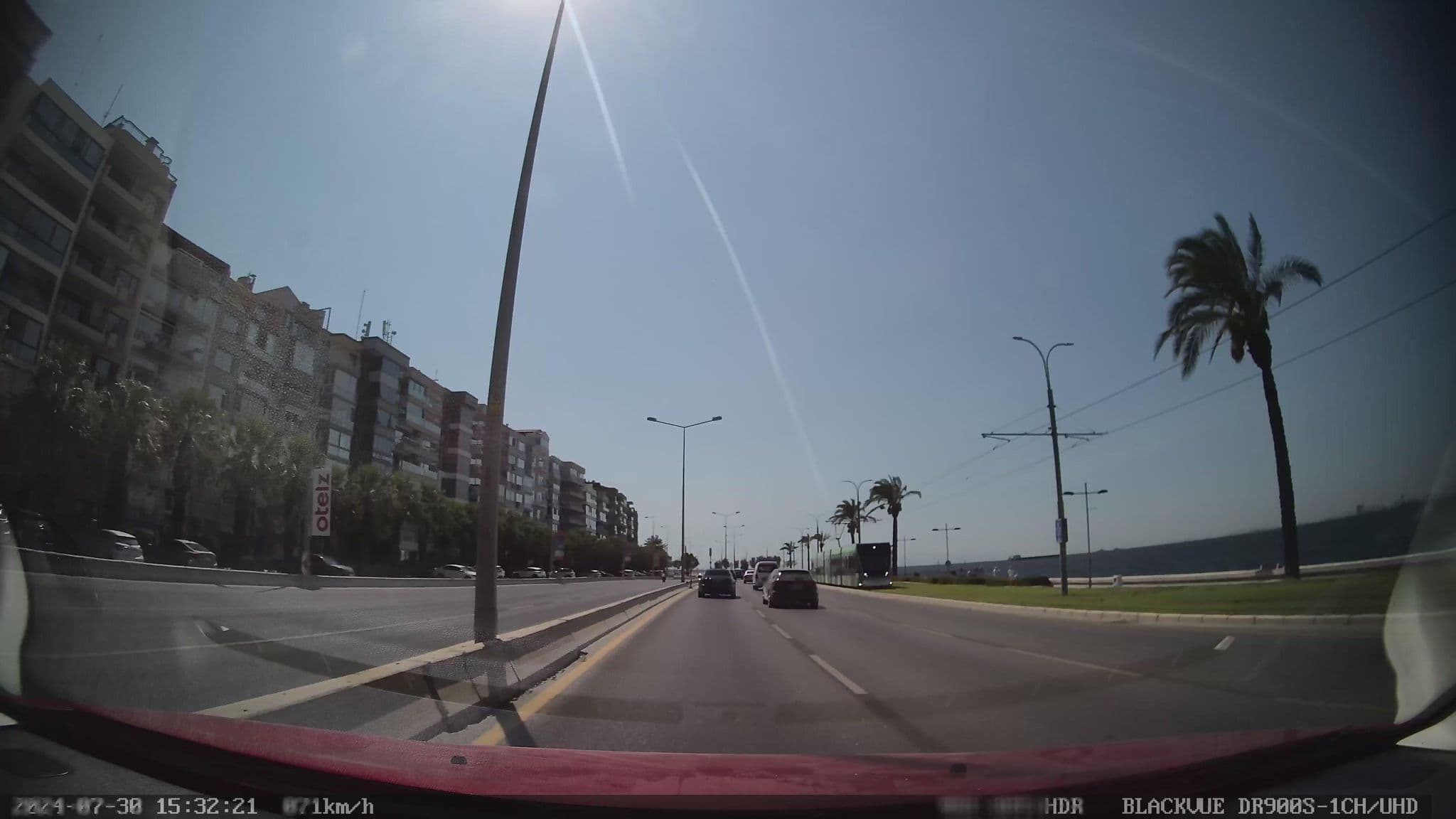 Street view near İzdim Konukevi, Konak — © unen (CC BY-SA · Mapillary)