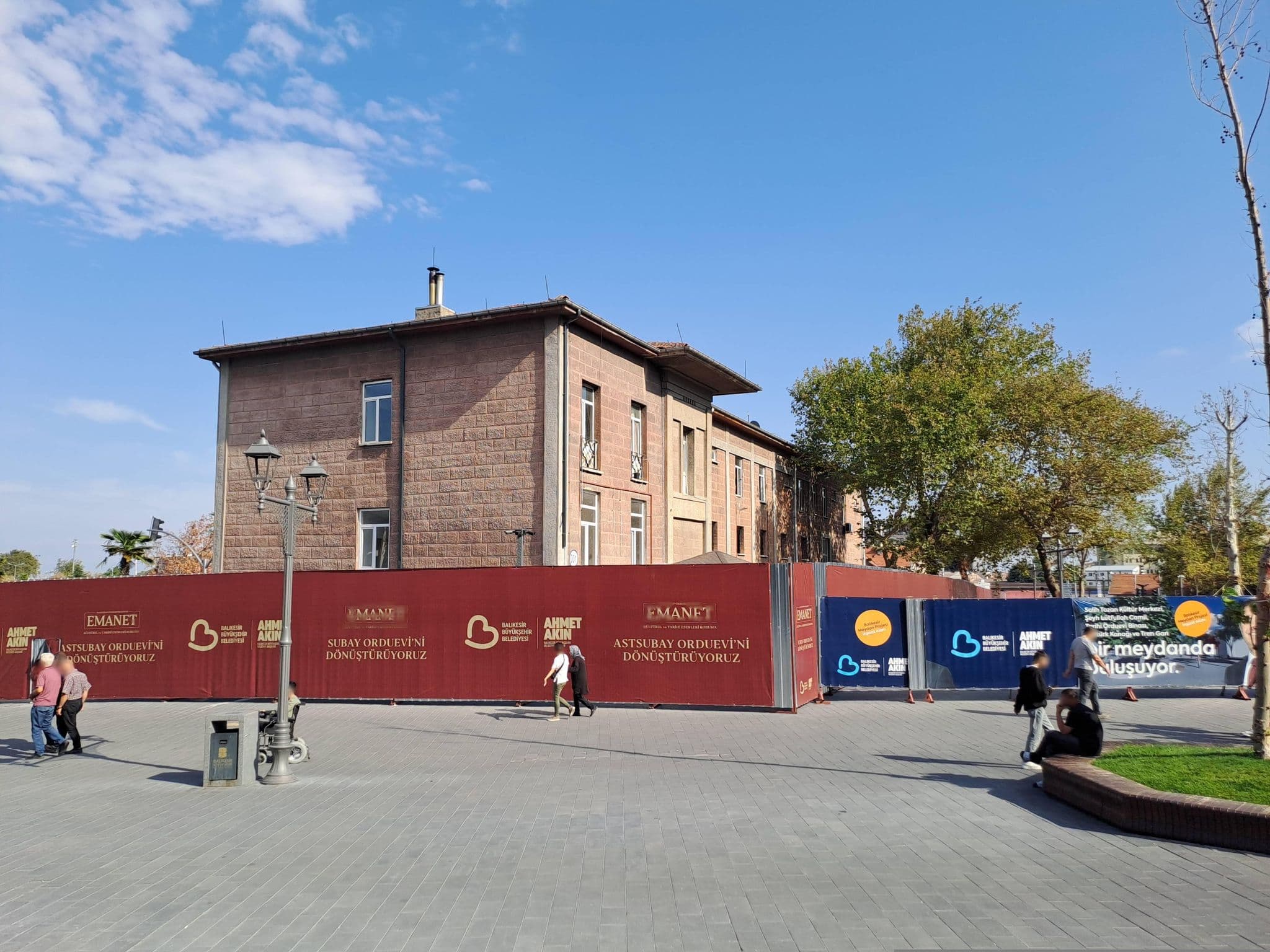 Street view near Subay Otel, Balıkesir — © dursunsuluk (CC BY-SA · Mapillary)