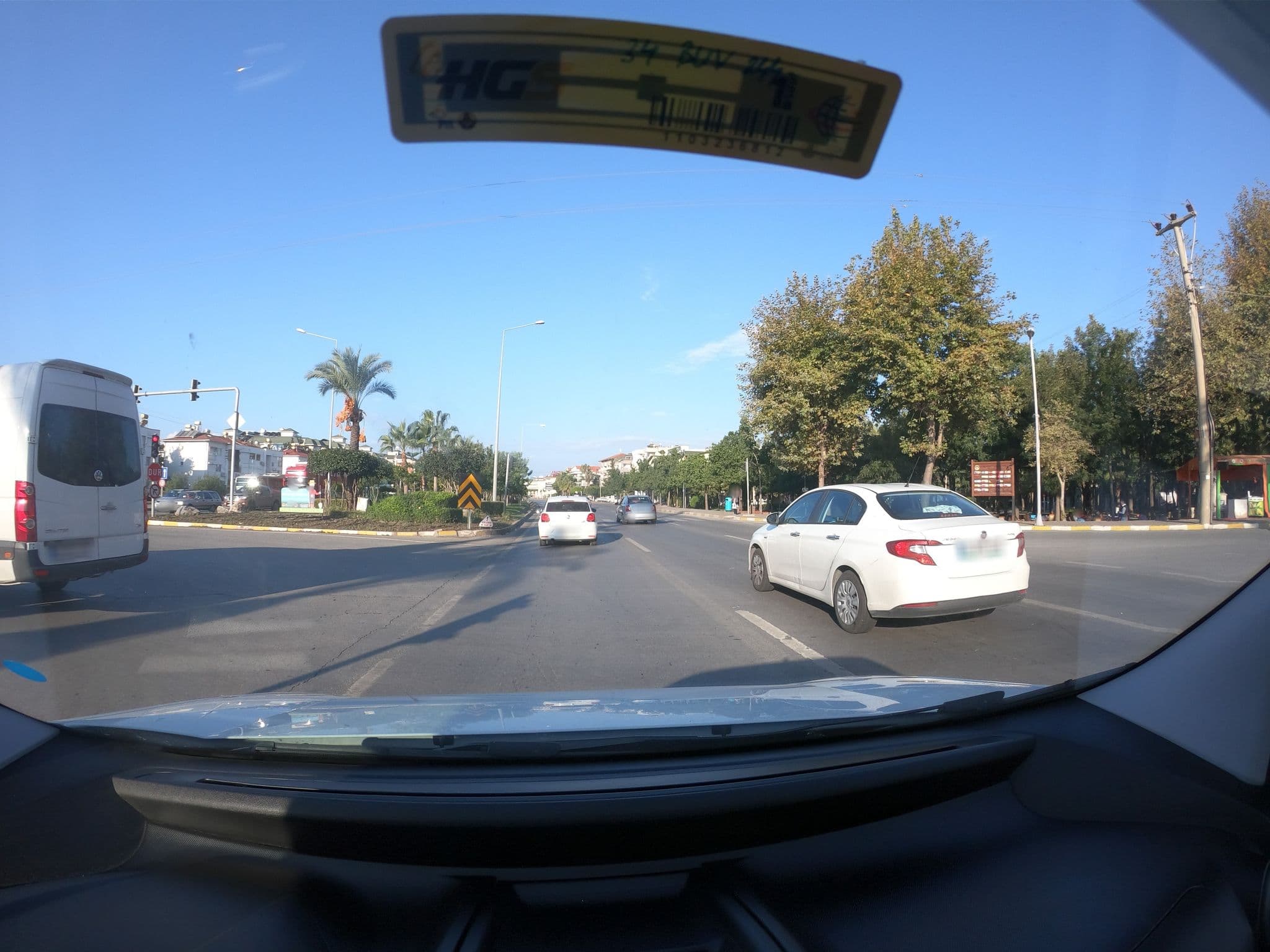 Street view near Baskent Beach Club, Payallar — © krm (CC BY-SA · Mapillary)