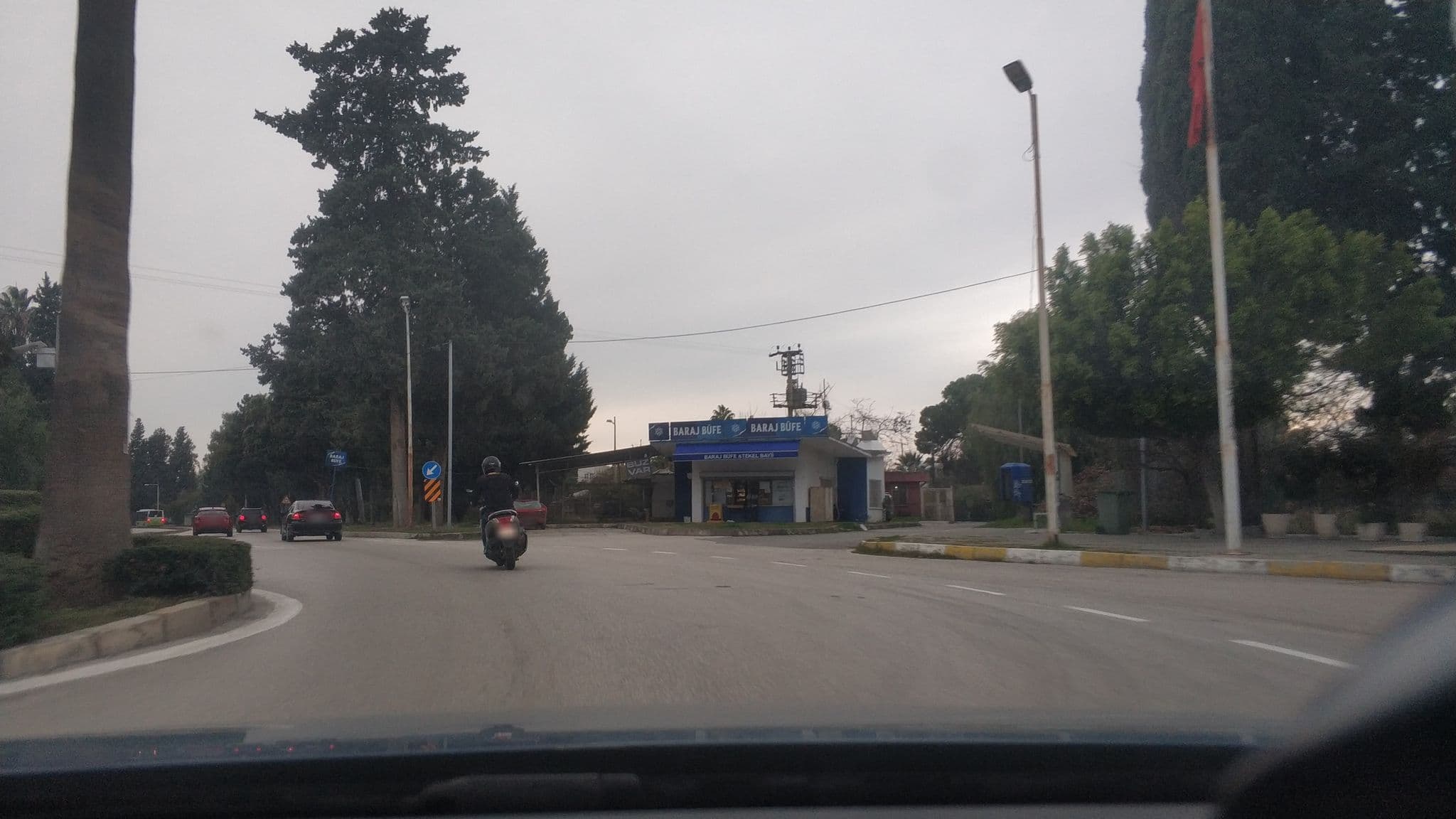 Street view near DSİ Seyhan Sami Kayahan Eğitim ve Dinlenme Tesisleri, Karslı — © kdrsrsln (CC BY-SA · Mapillary)