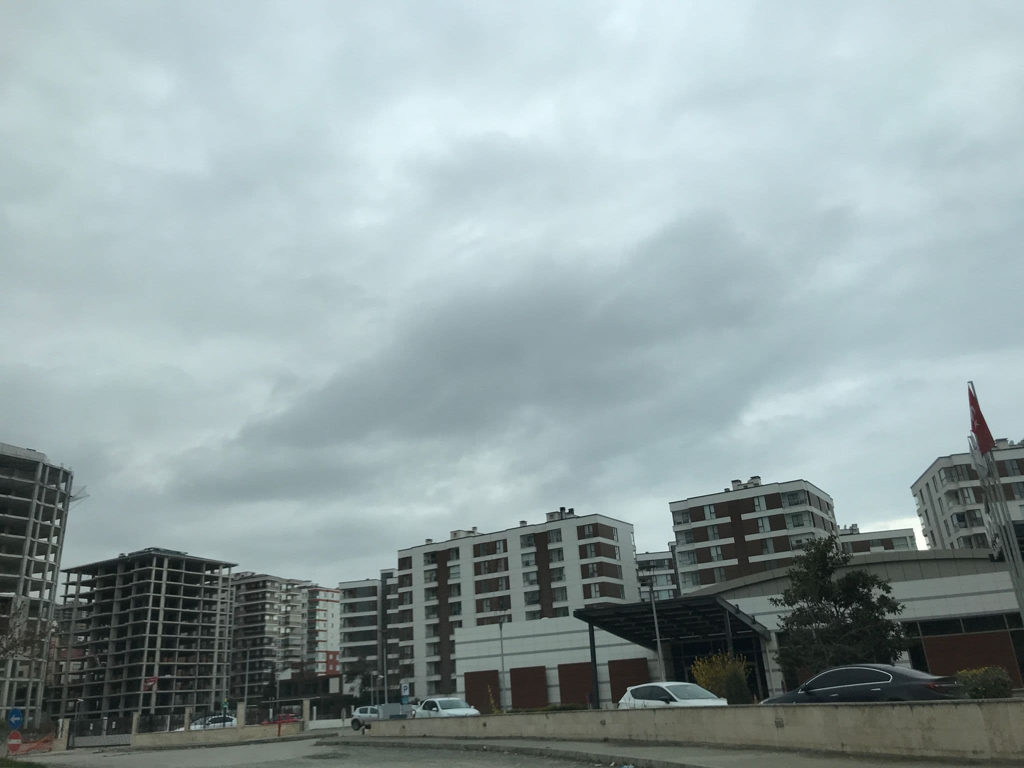 Street view near Novotel Havuz, Yomra — © 348601 (CC BY-SA · Mapillary)