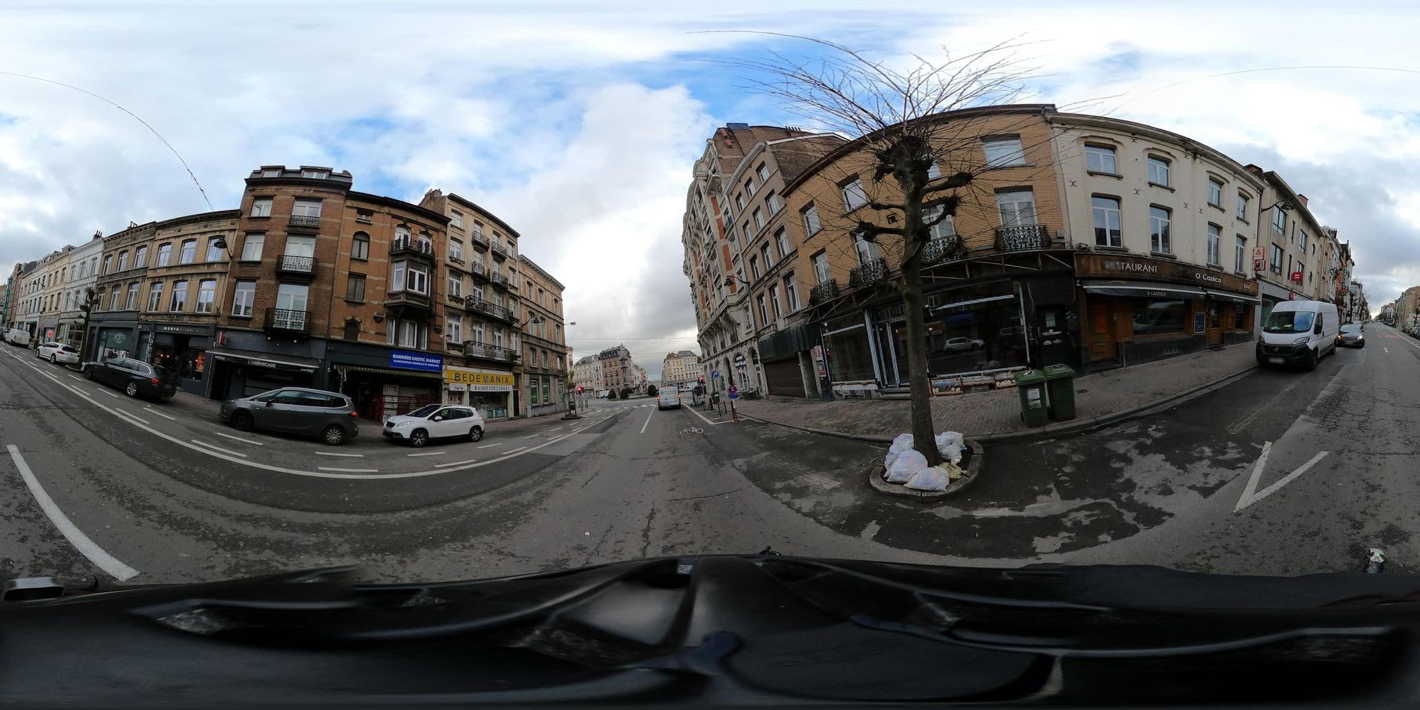 Street view near TOP Hotel Auberge de Waterloo, Saint-Gilles — © RaphaelPasLoin (CC BY-SA · Mapillary)