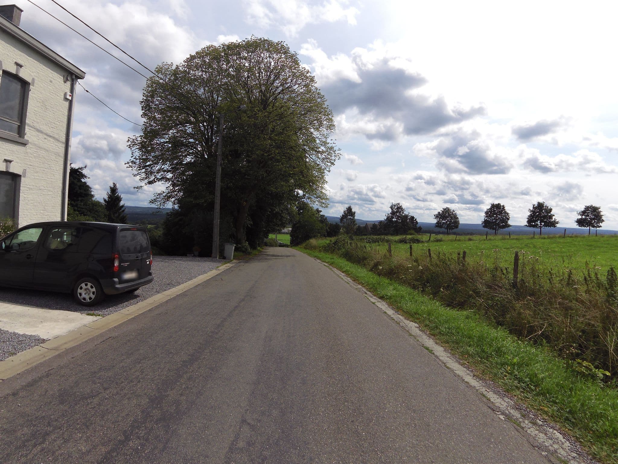 Street view near B&B la lisiere, Durbuy — © zors1843 (CC BY-SA · Mapillary)