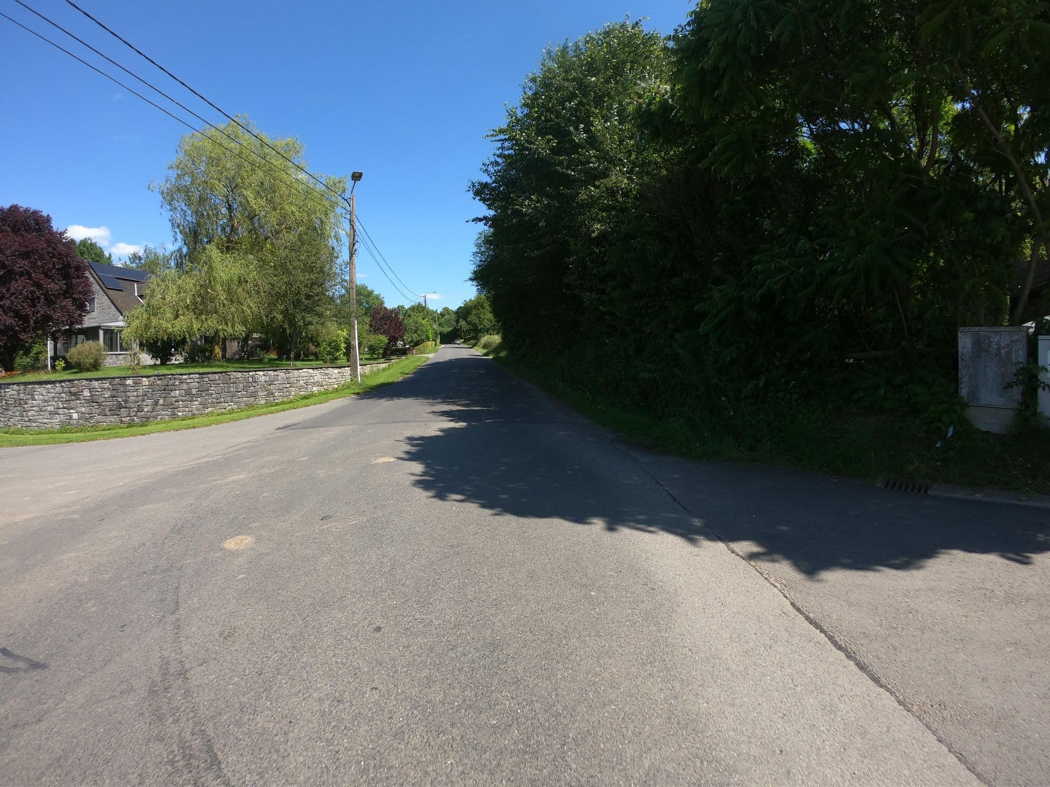 Street view near rowe dè bati 2, Bomal — © joostjakob (CC BY-SA · Mapillary)
