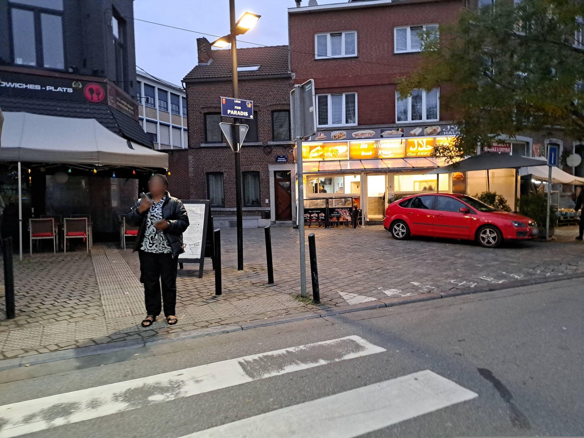 Street view near Mimi Room 103, Liège — © RobertaRavanelli (CC BY-SA · Mapillary)
