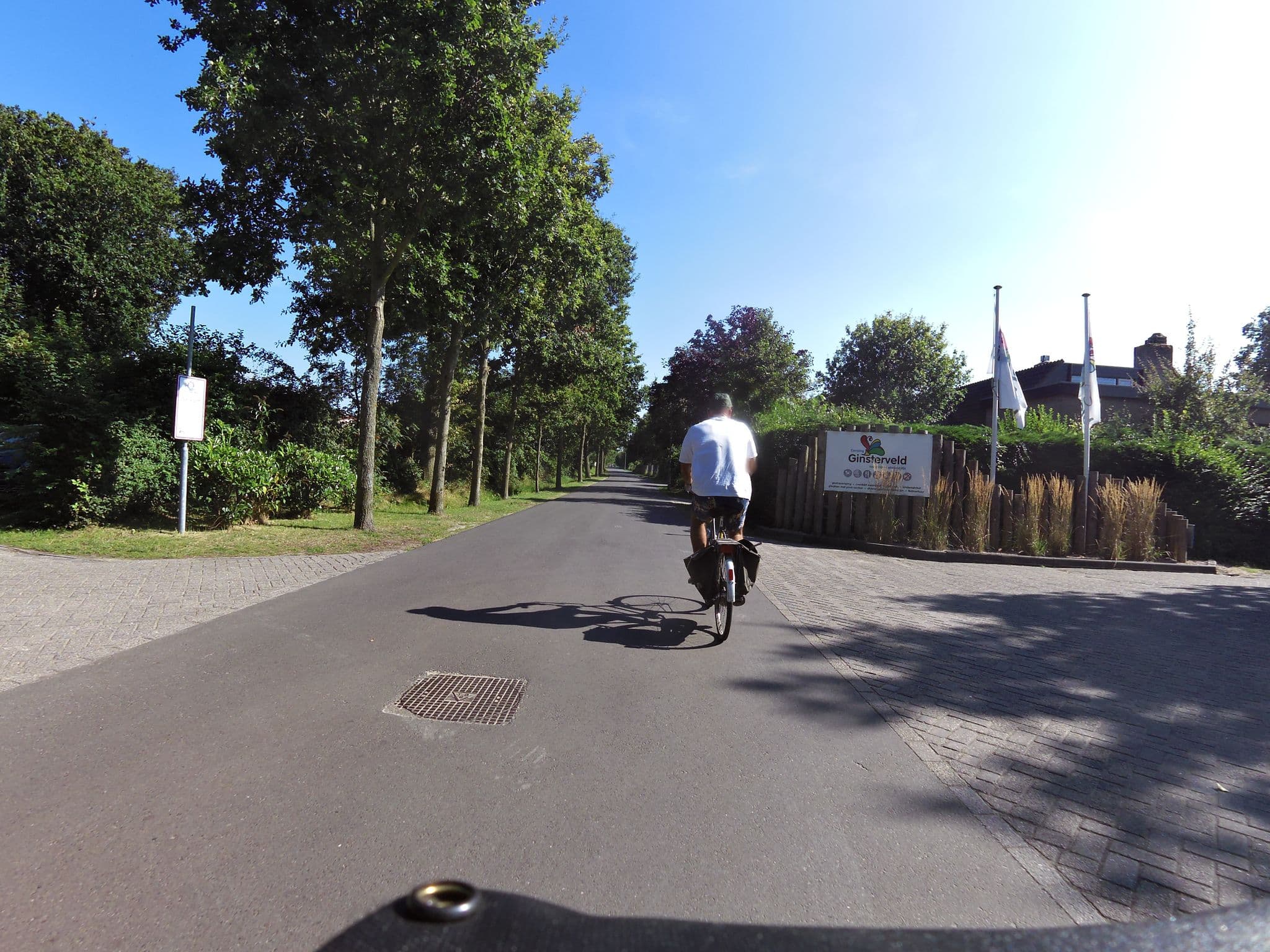 Street view near Ardoer Camping Ginsterveld, Haamstede — © sander_h (CC BY-SA · Mapillary)