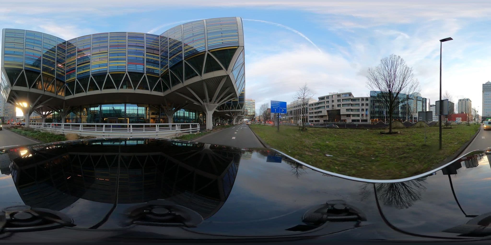 Street view near Golden Tulip - Leiden Centre, Leiden — © tumblecow (CC BY-SA · Mapillary)