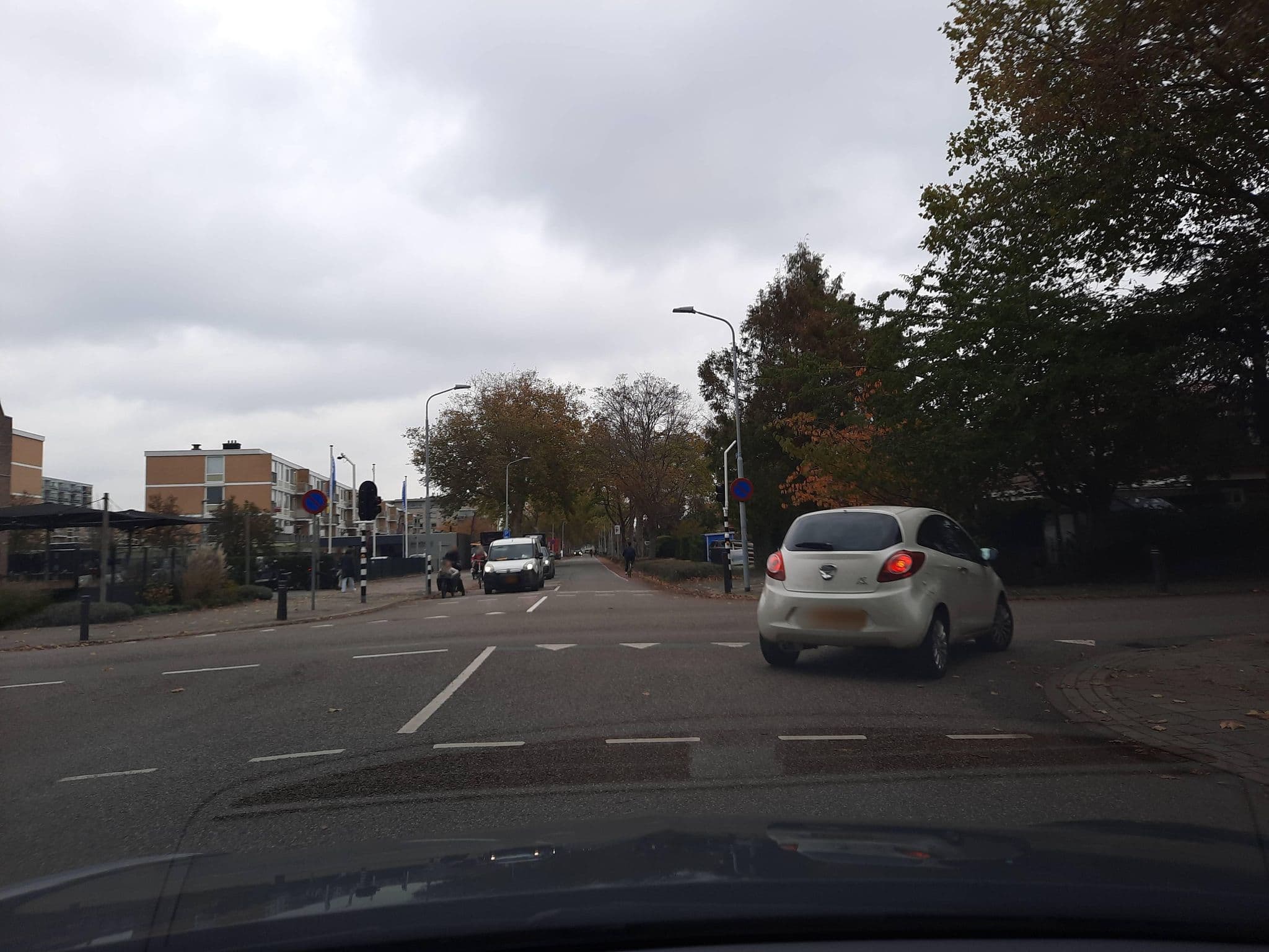 Street view near Boutique Hotel Hans, Badhoevedorp — © Lowiekse (CC BY-SA · Mapillary)