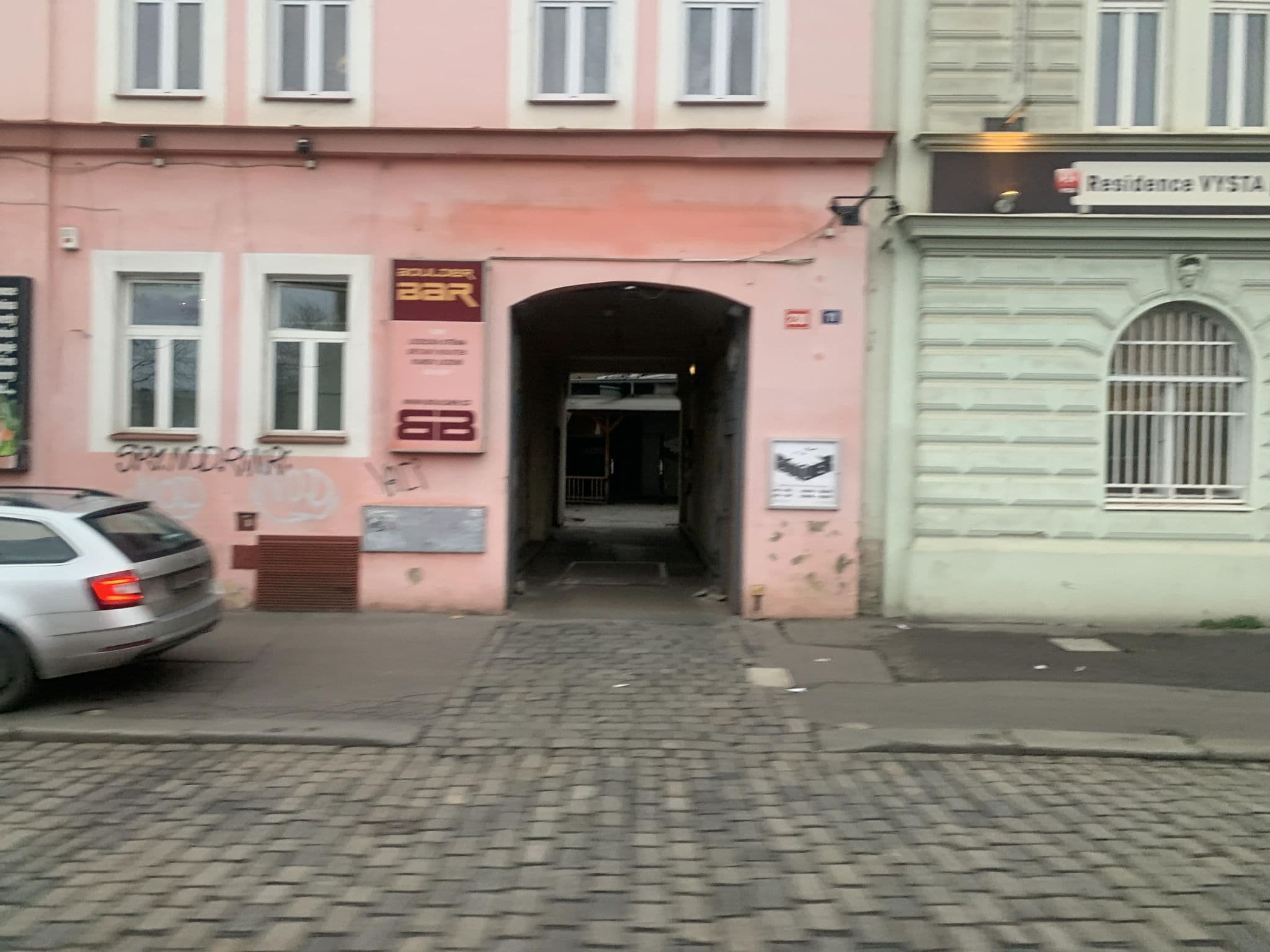 Street view near Rezidence Vysta, Holešovice — © robot8a (CC BY-SA · Mapillary)