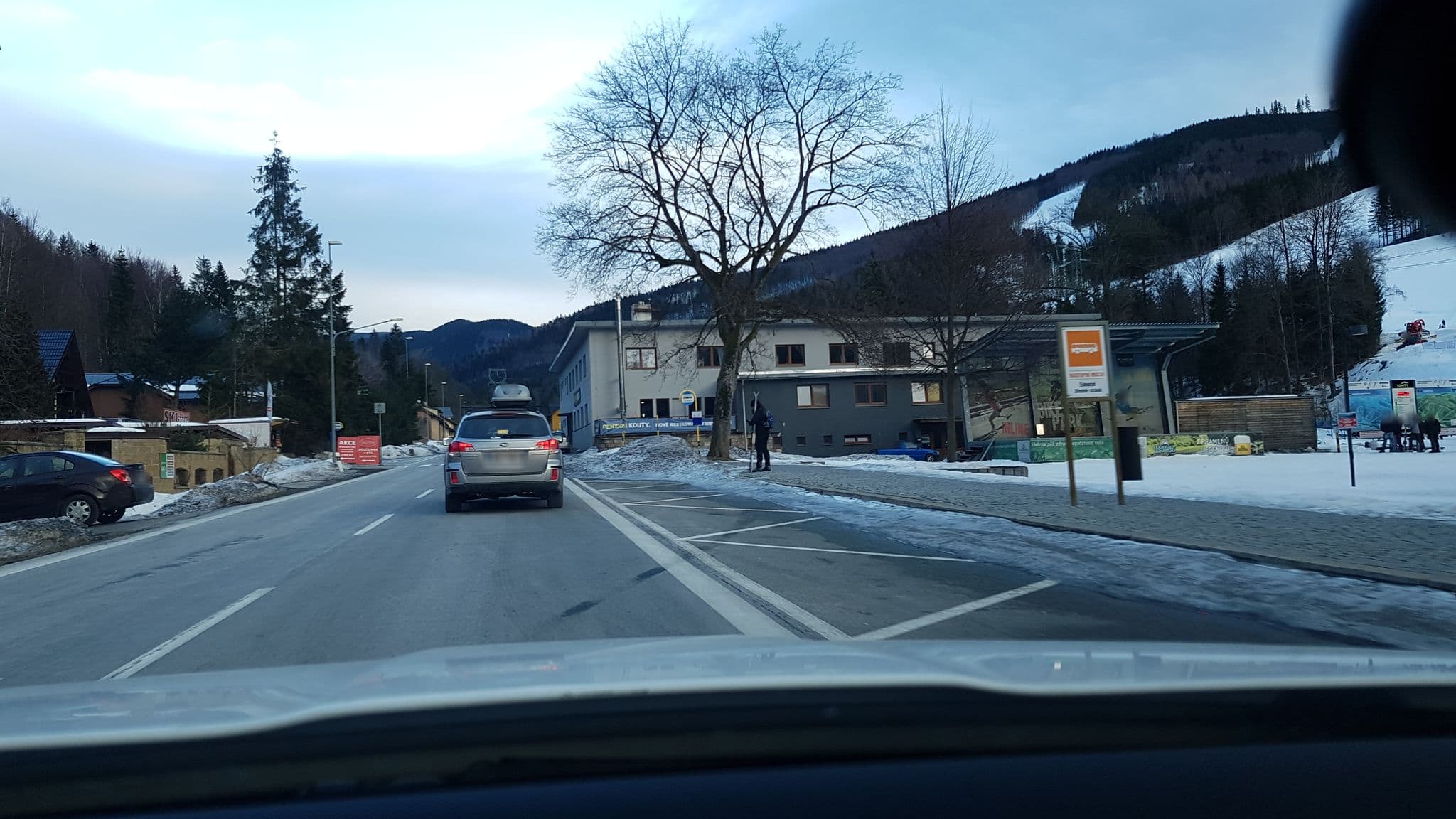 Street view near Chata U Vleku, Loučná nad Desnou — © richardc (CC BY-SA · Mapillary)