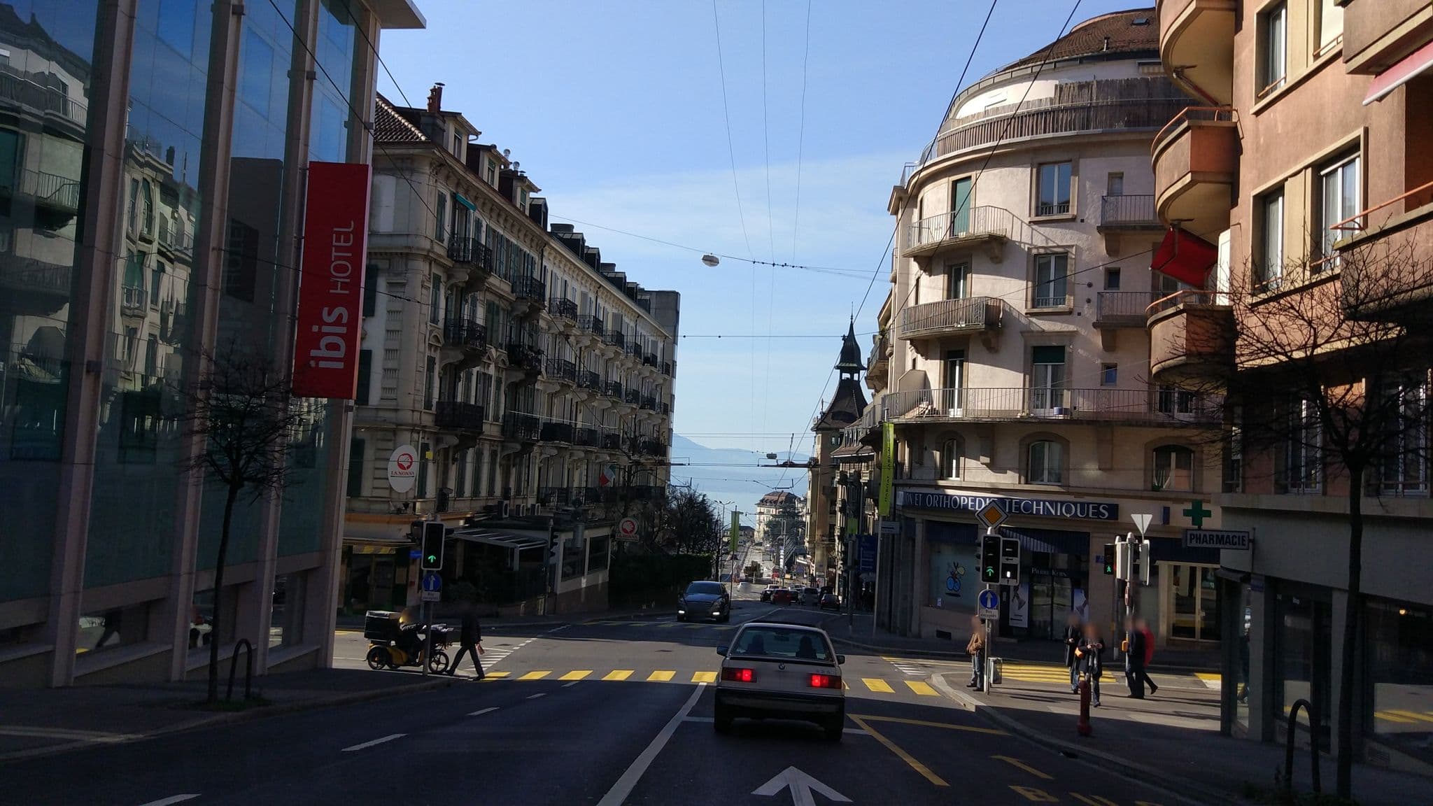 Street view near Stretti SA, Lausanne — © antenore (CC BY-SA · Mapillary)