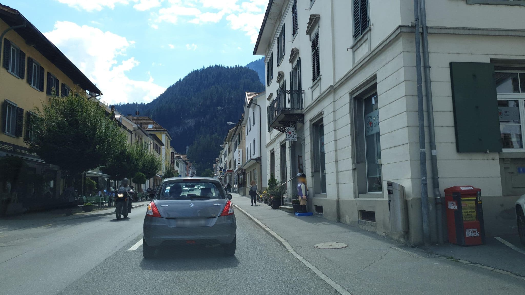Street view near Kafi Gyger, Thusis — © jopparn (CC BY-SA · Mapillary)