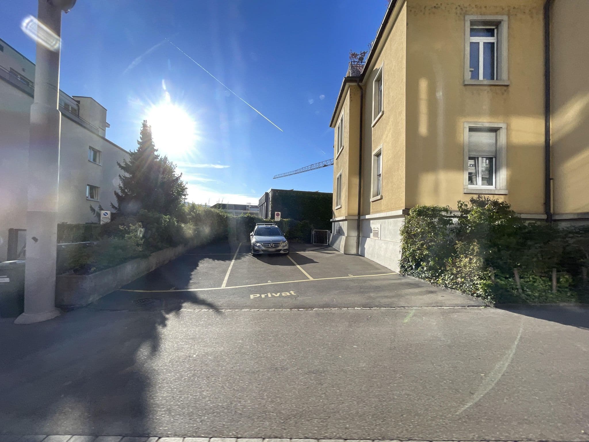 Street view near Astor Hotel & Serviced Apartments, Zürich (Kreis 1) / Rathaus — © filipb (CC BY-SA · Mapillary)