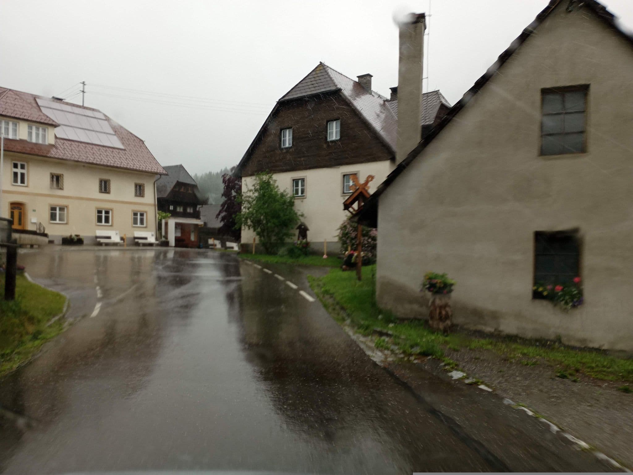 Street view near Gasthaus Schmalzmaier, Pöls — © atze02 (CC BY-SA · Mapillary)