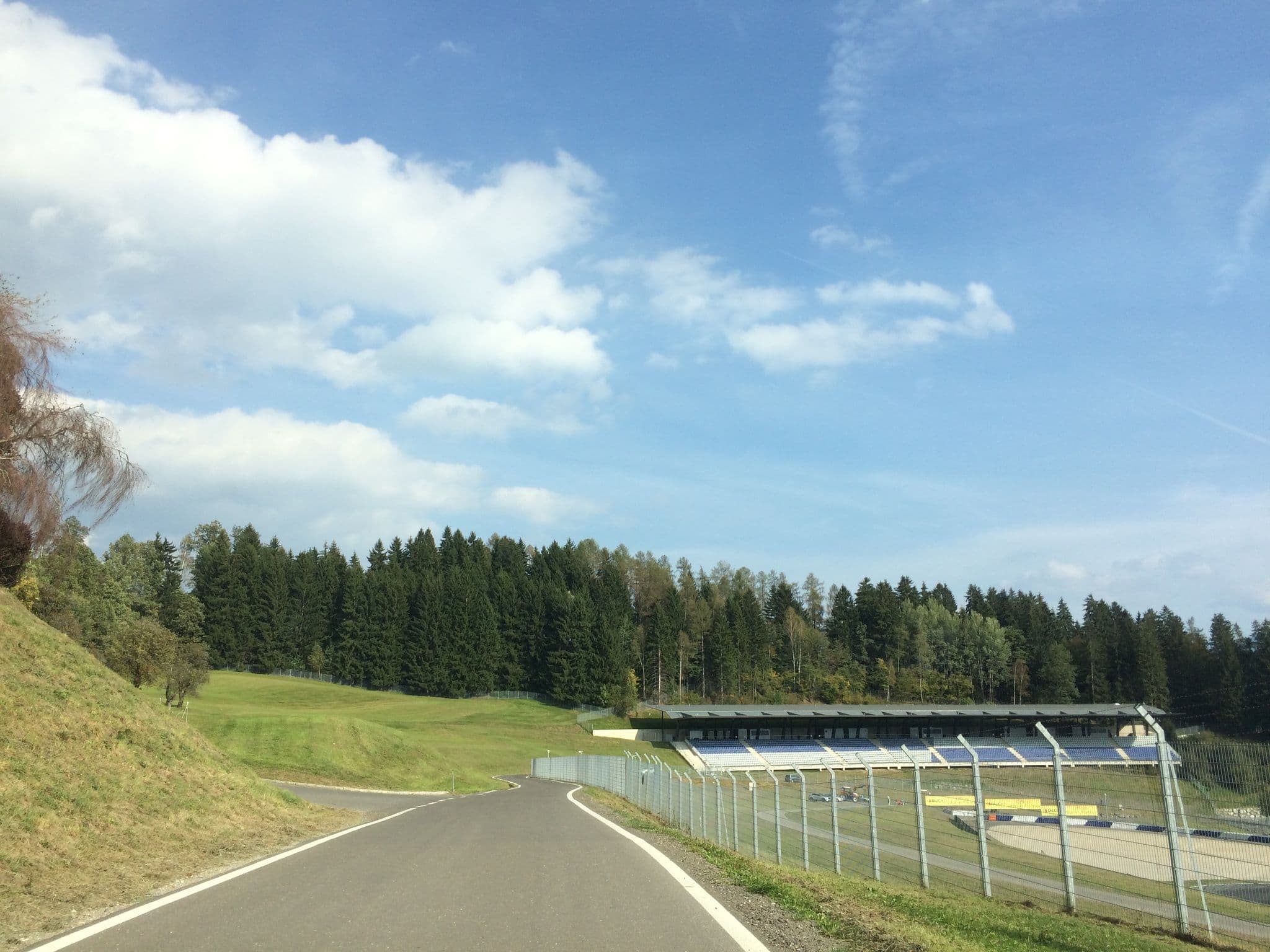 Street view near Gästehaus Enzinger, Spielberg bei Knittelfeld — © l_mike (CC BY-SA · Mapillary)