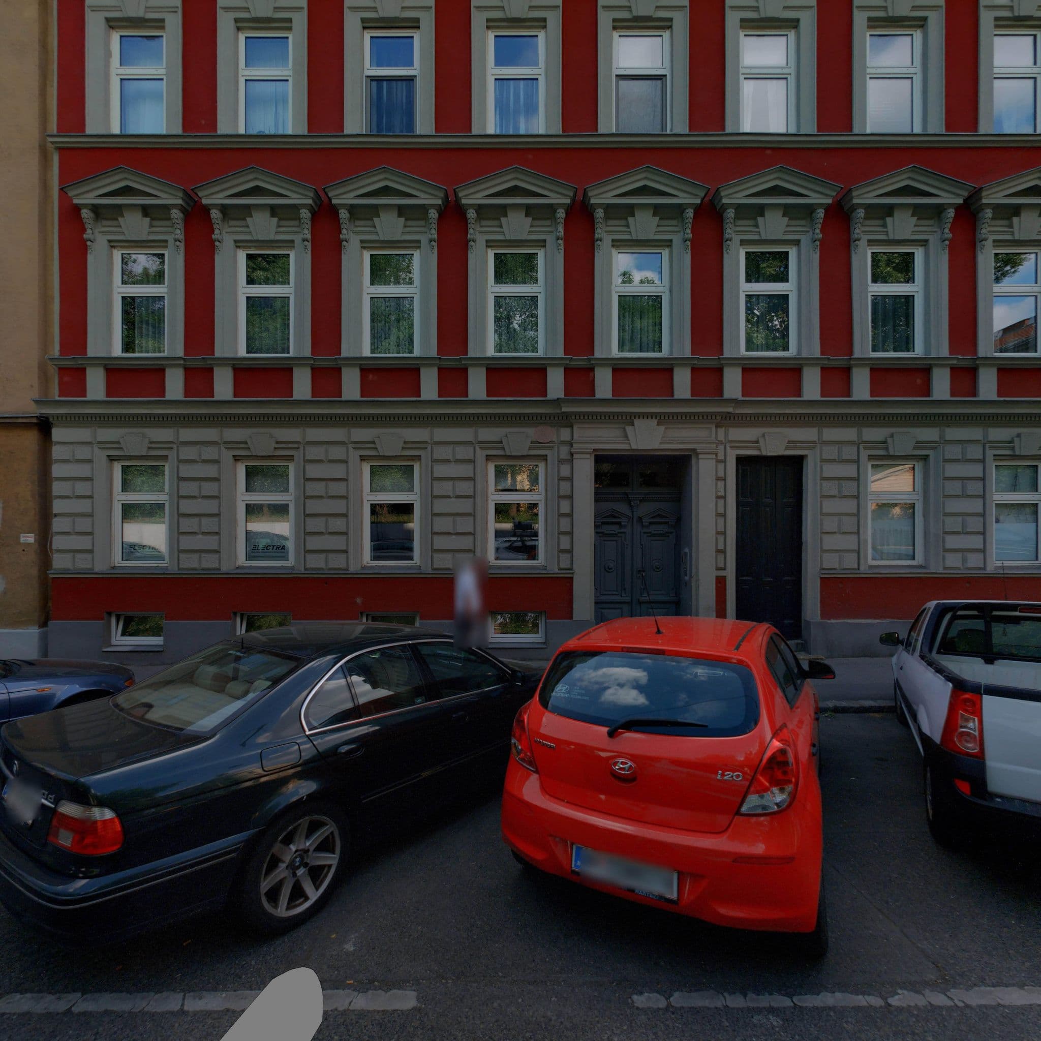 Street view near Vienna Bishop's Residence, Fünfhaus — © eliasgander (CC BY-SA · Mapillary)