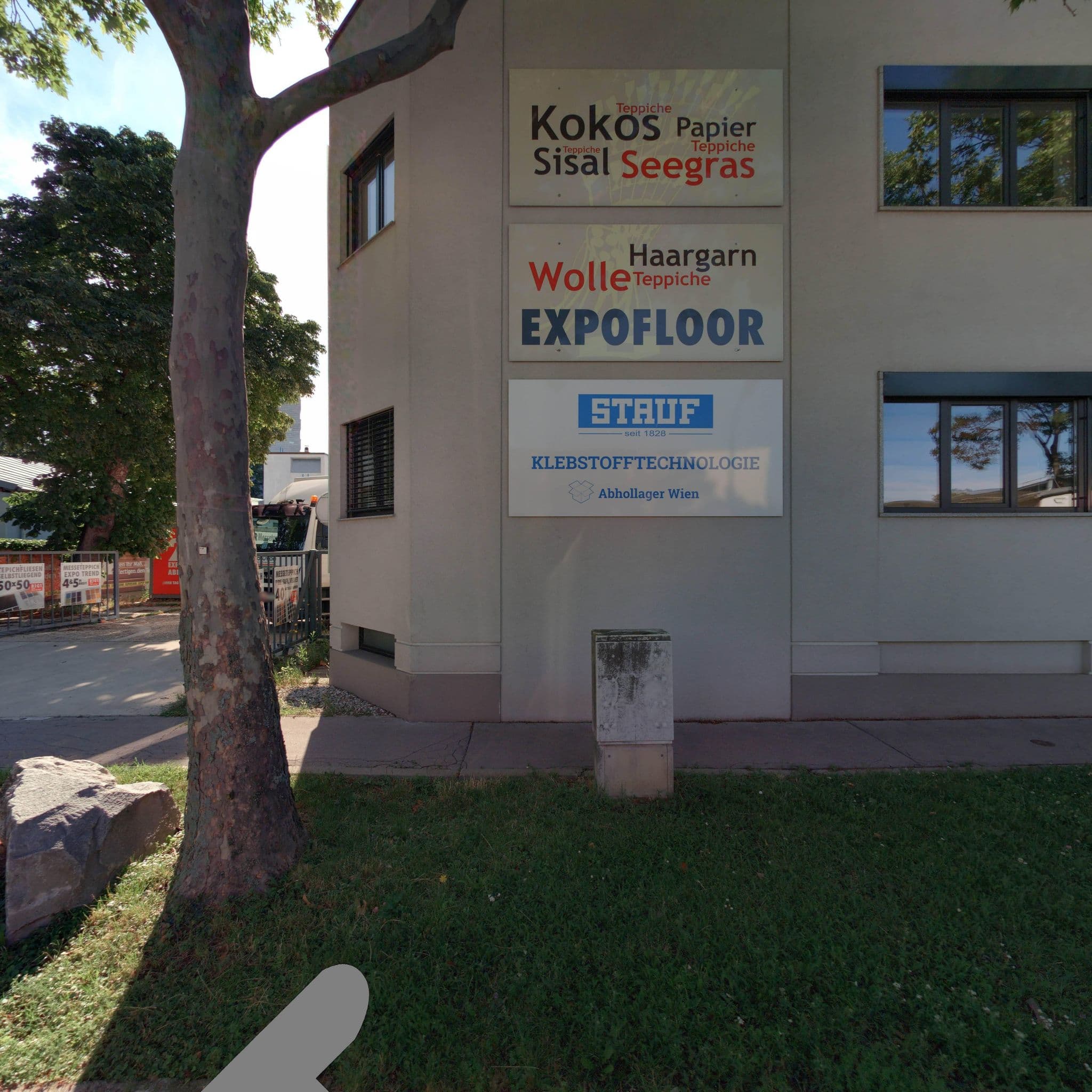 Street view near Kaiser Rudolf GmbH & Co, Favoriten — © eliasgander (CC BY-SA · Mapillary)