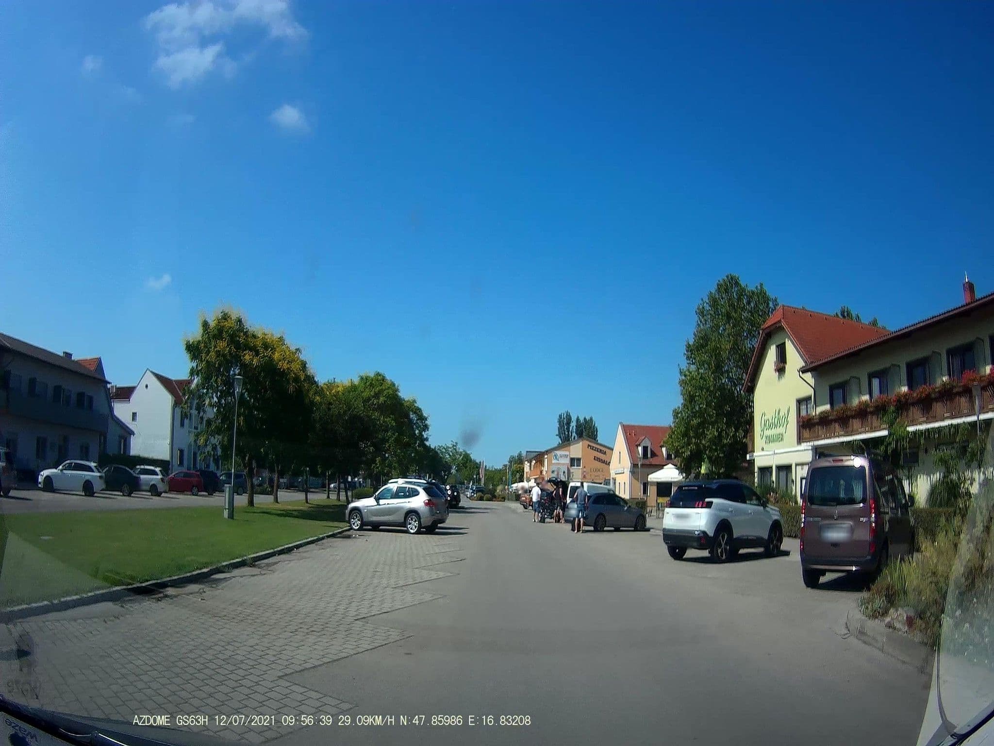 Street view near Gästehaus Strudler, Podersdorf am See — © stefan147 (CC BY-SA · Mapillary)