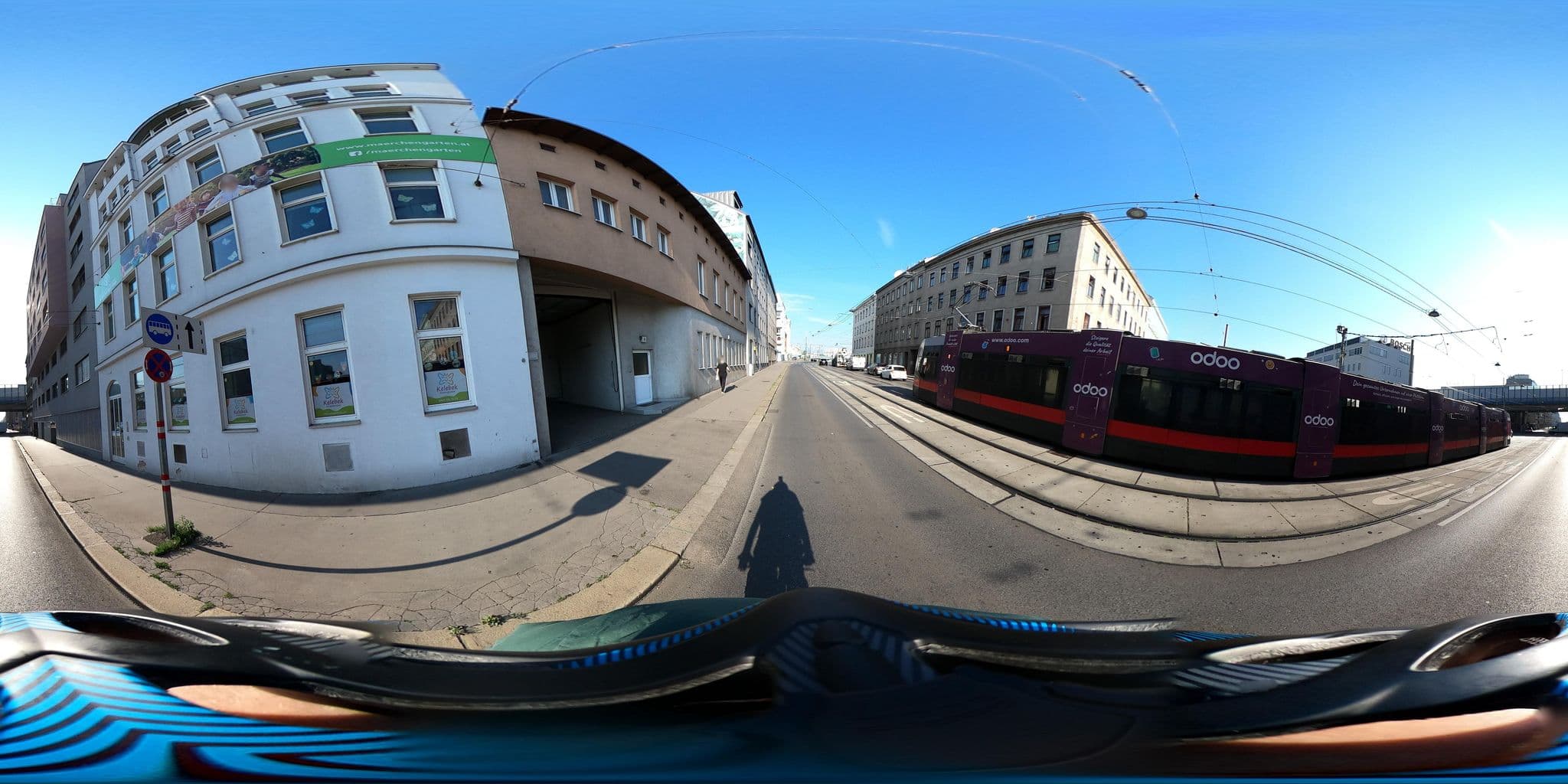 Street view near Autischer Maria, Favoriten — © consens_verkehrsplanung (CC BY-SA · Mapillary)