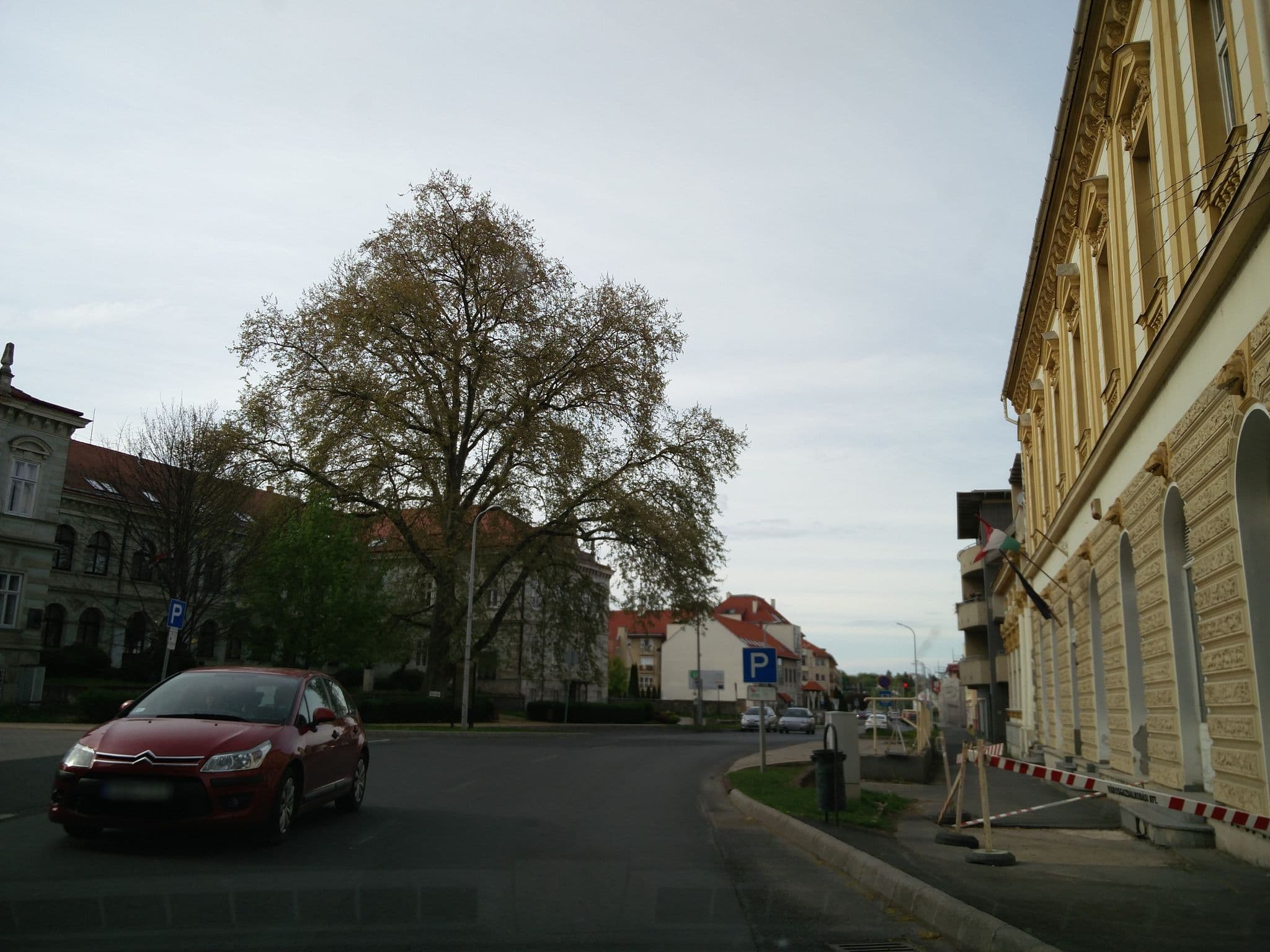Street view near Willis Hotel Business&Wellness, Zalaegerszeg — © kami911 (CC BY-SA · Mapillary)