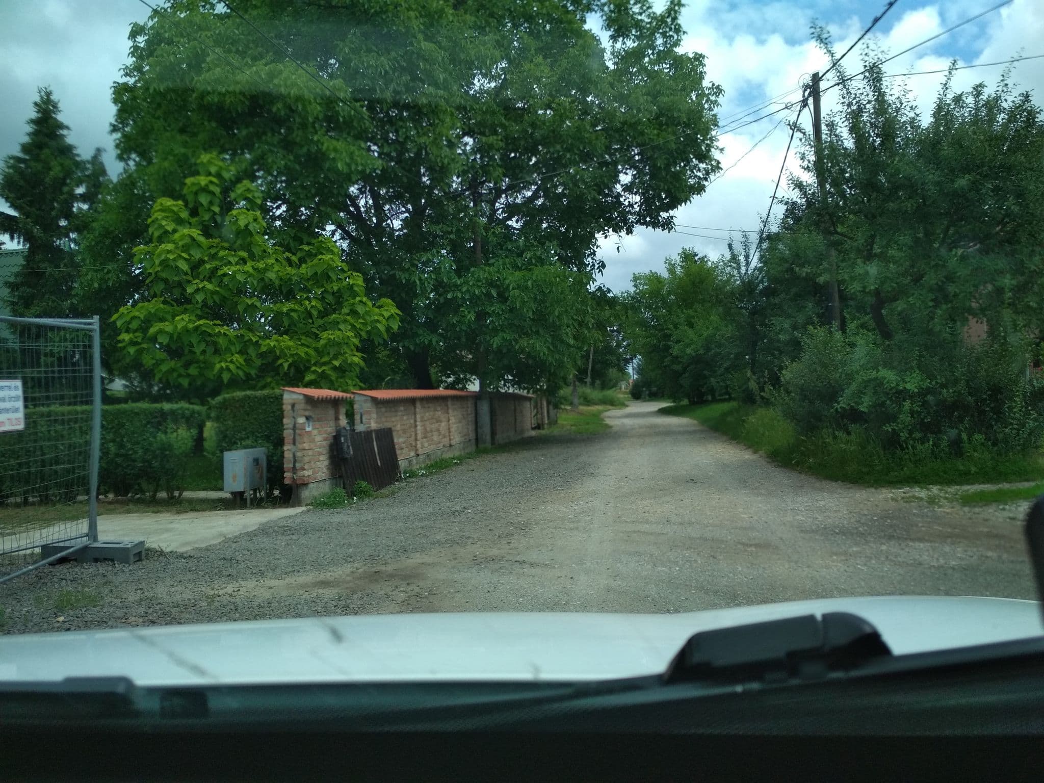 Street view near Tiszavirág Panzió és Üdülőközpont, Tiszafüred — © pememejot (CC BY-SA · Mapillary)