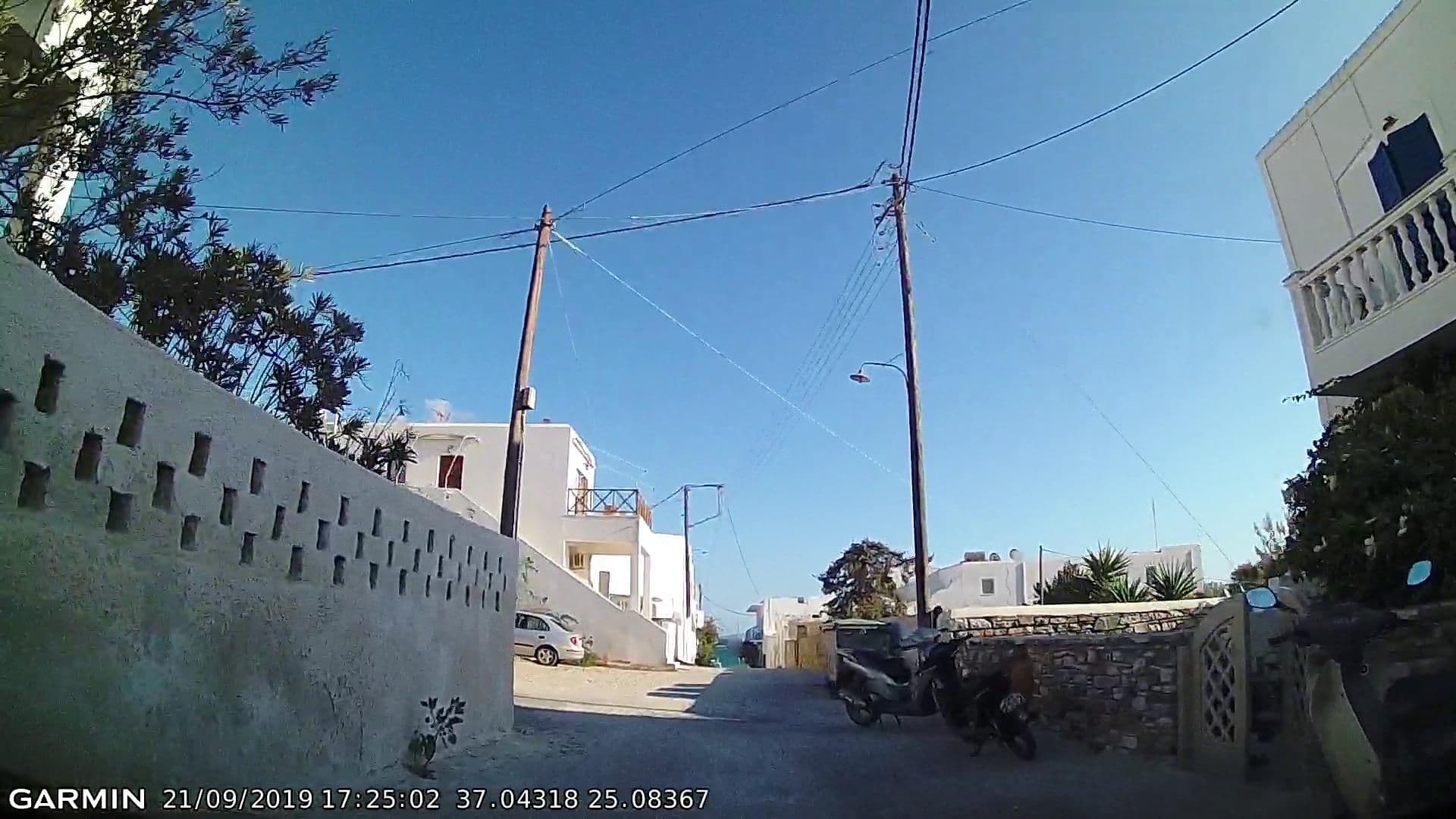 Street view near Theologos Appartments, Páros — © pppetros (CC BY-SA · Mapillary)